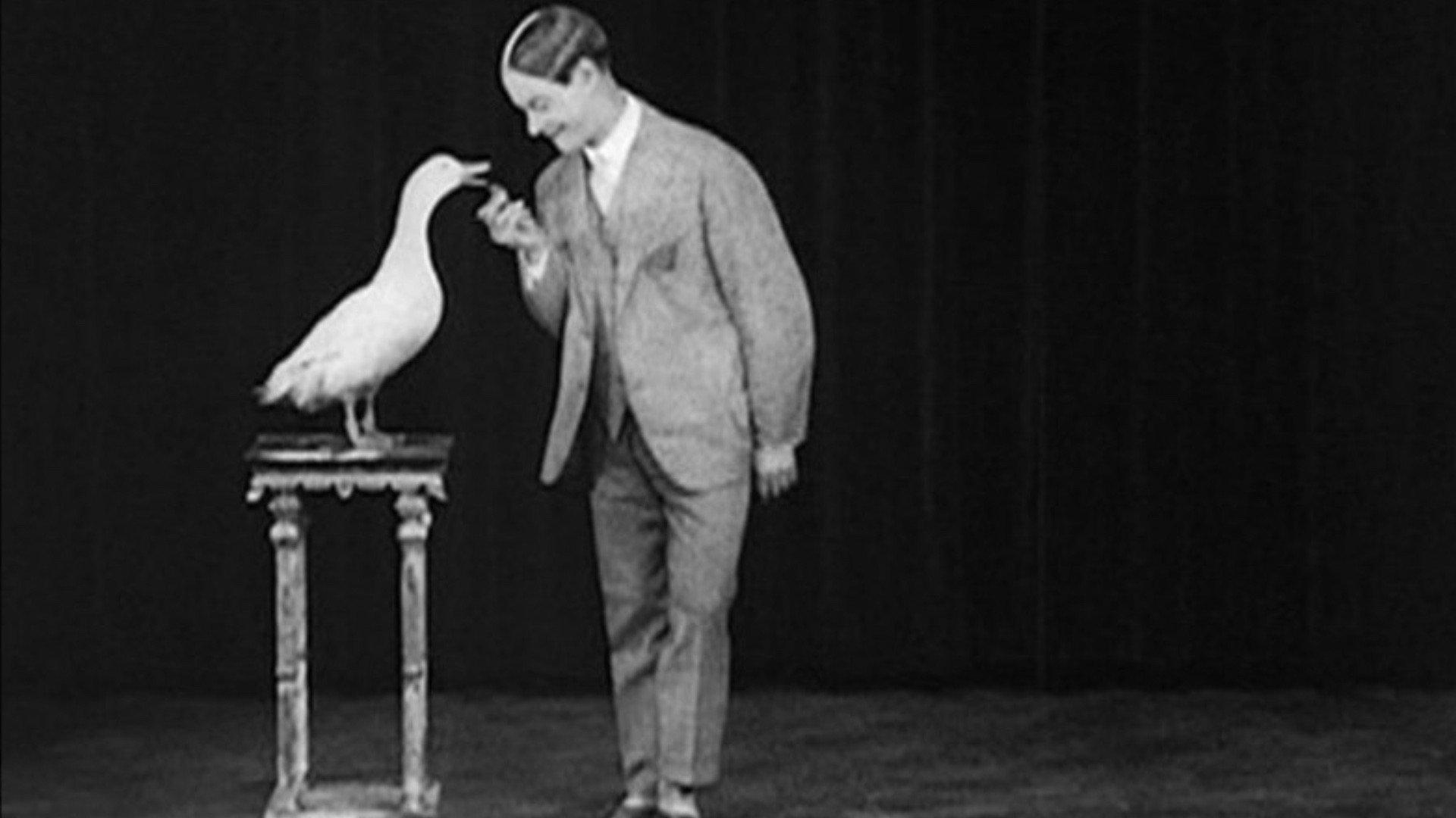 Gus Visser and His Singing Duck 1925 movie scene