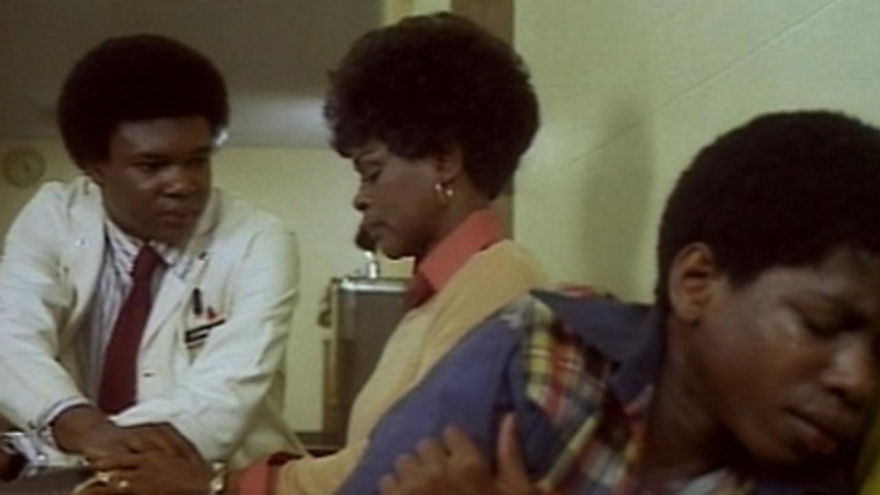 A Hero Ain't Nothin' But a Sandwich 1977 movie scene