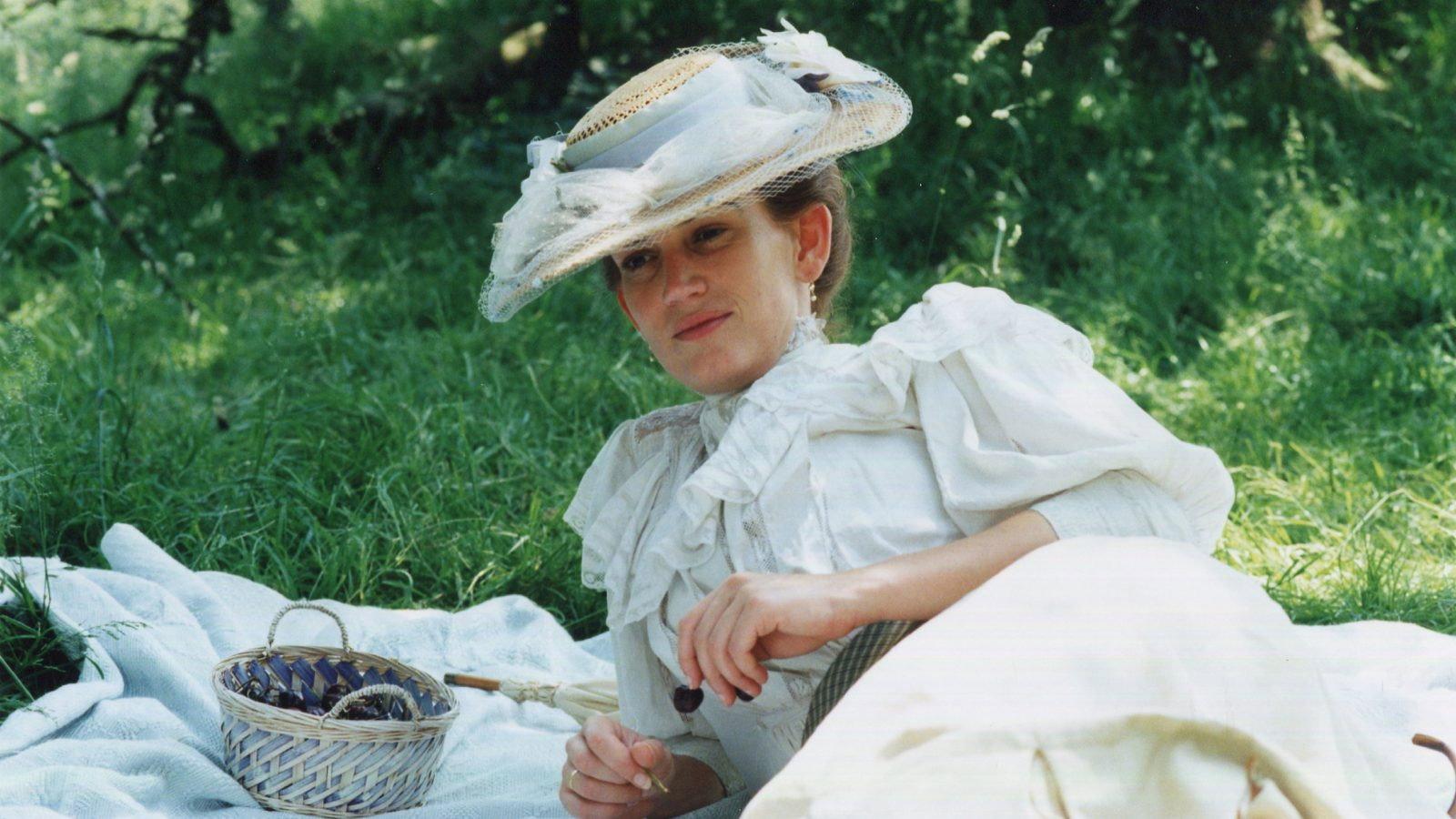 The Moving True Story of a Woman Ahead of Her Time 2001 movie scene