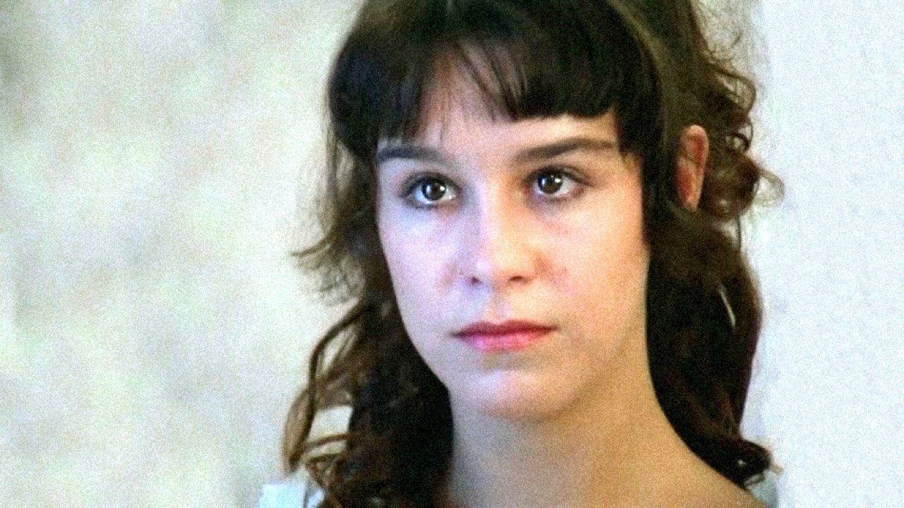 Cute But Ordinary 1981 movie scene