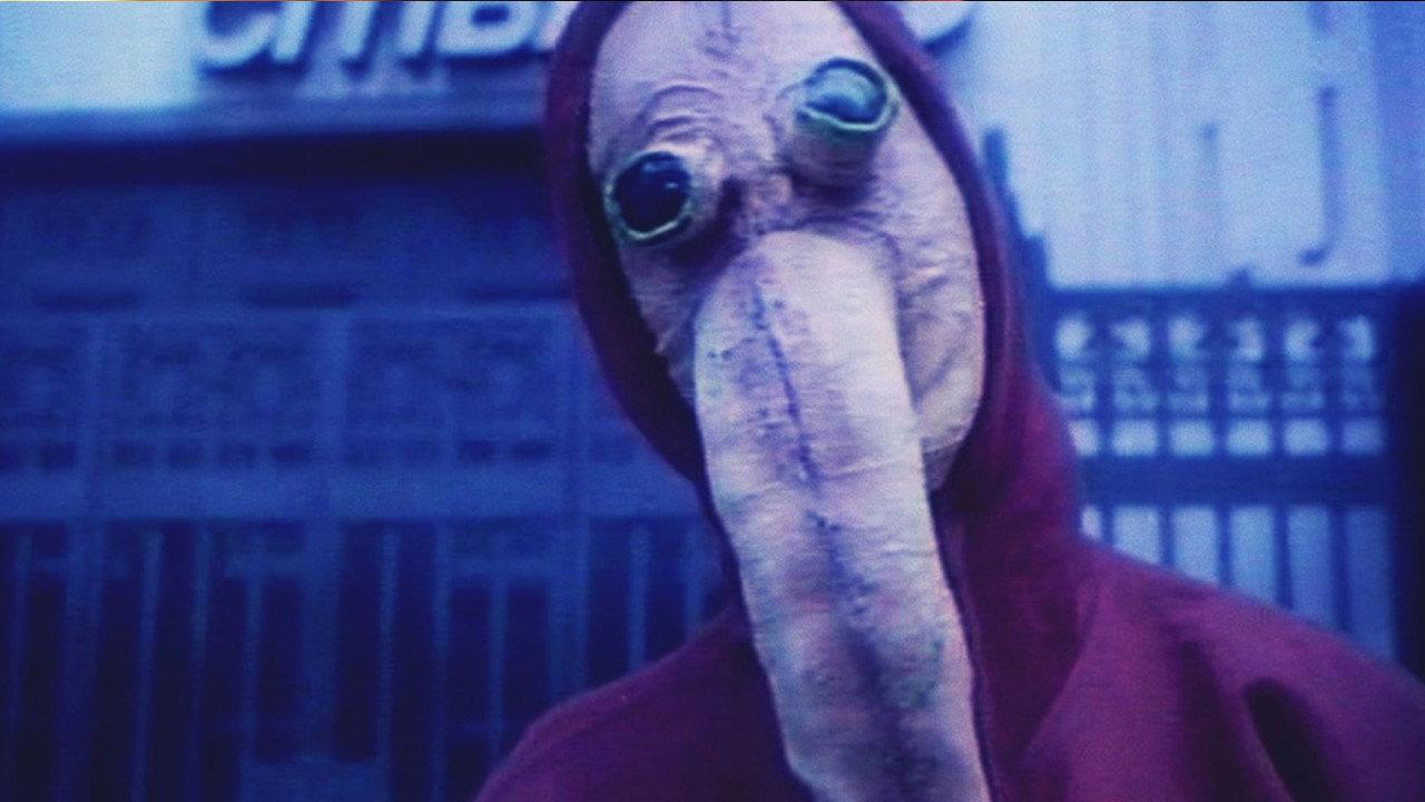 Historias Breves 0: Distant encounters 1993 movie scene