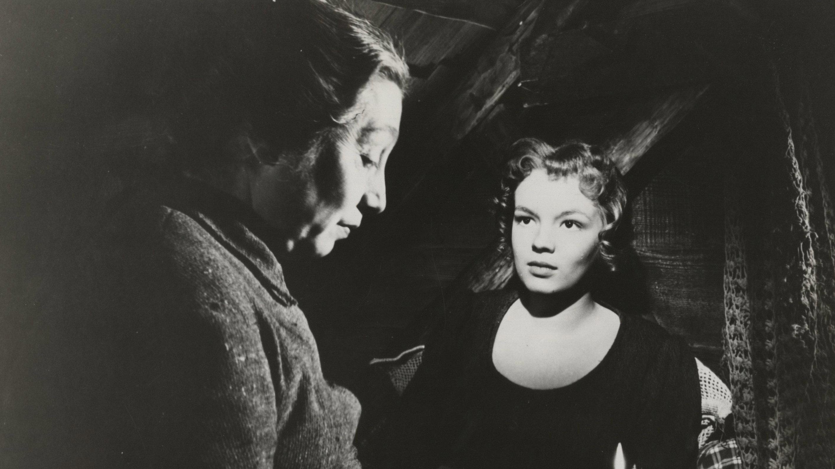 Roseanna McCoy 1949 movie scene