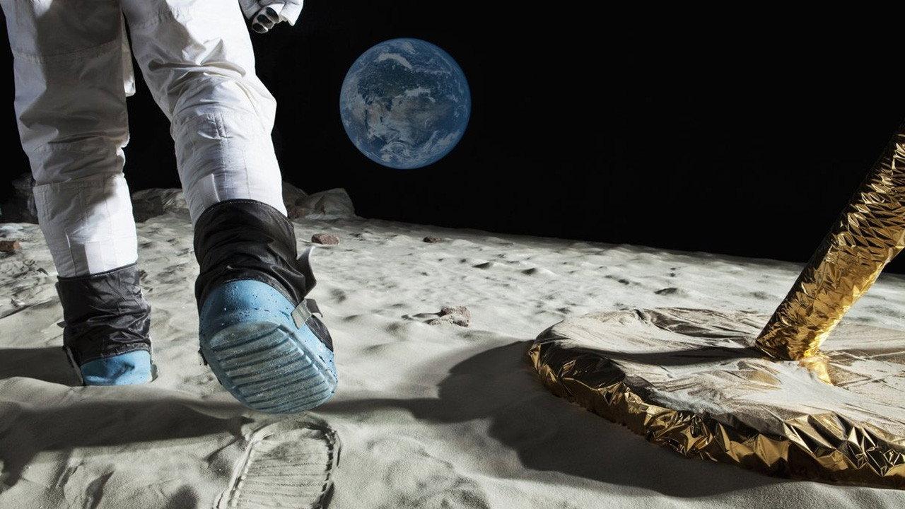 Project Artemis: Back to the Moon 2022 movie scene