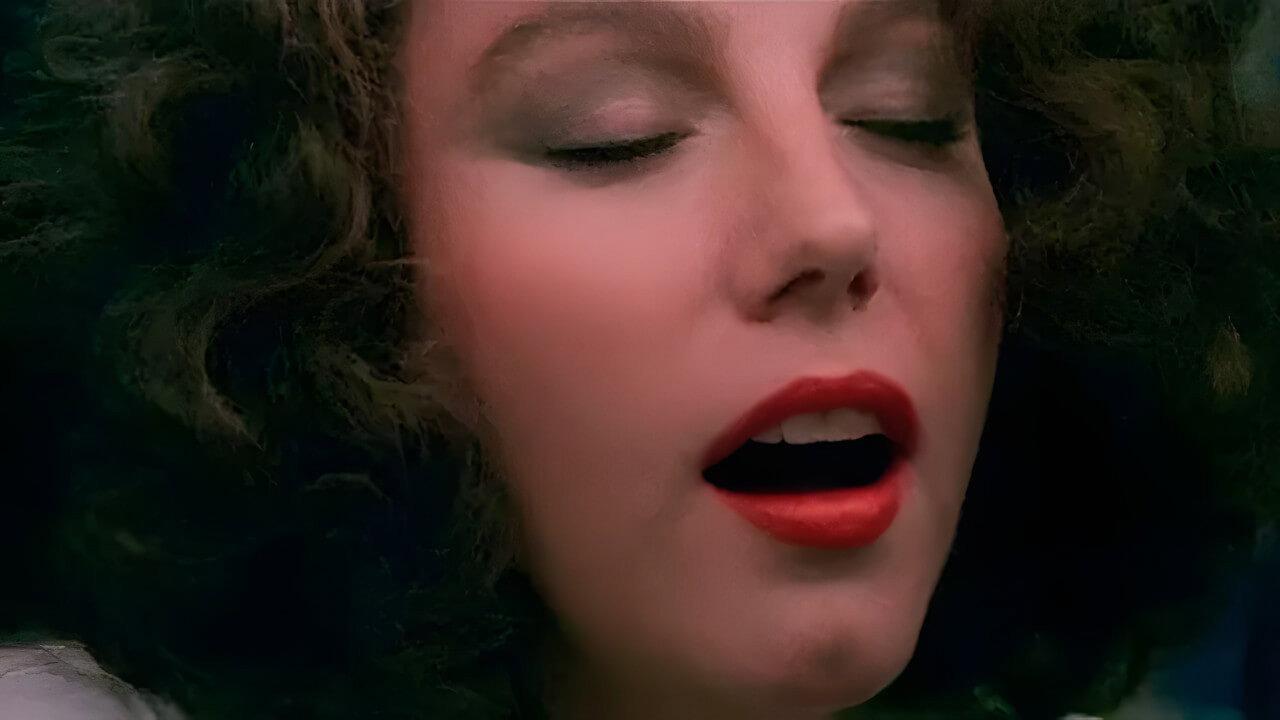 A Woman in the Mirror 1984 movie scene