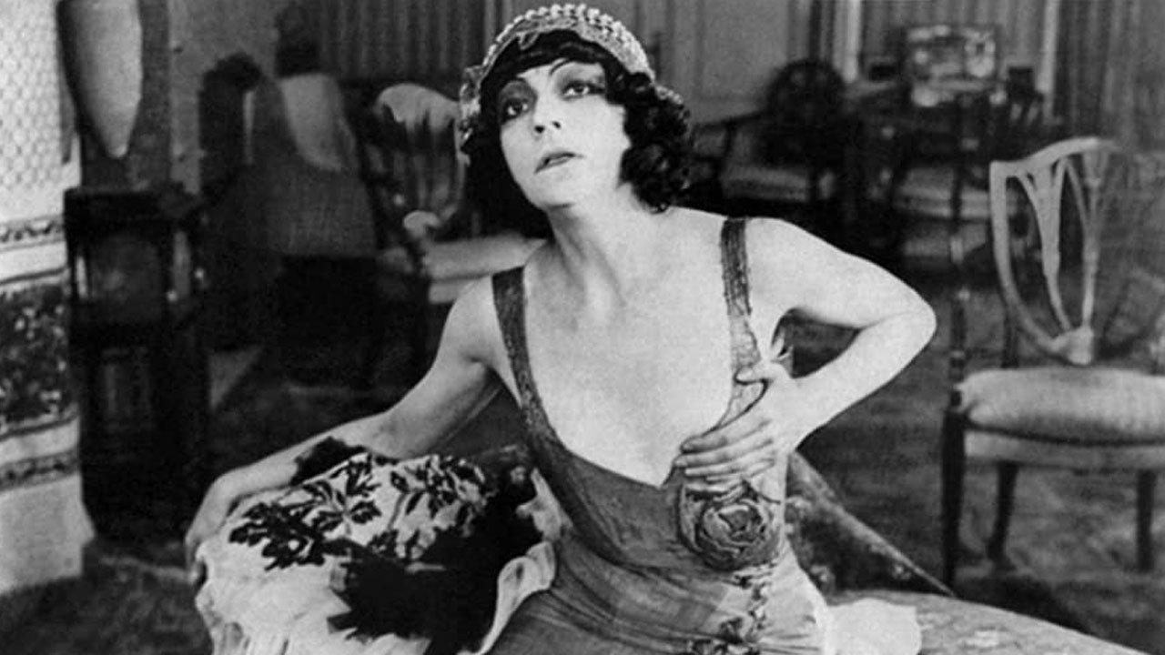 The Film Prima Donna 1913 movie scene