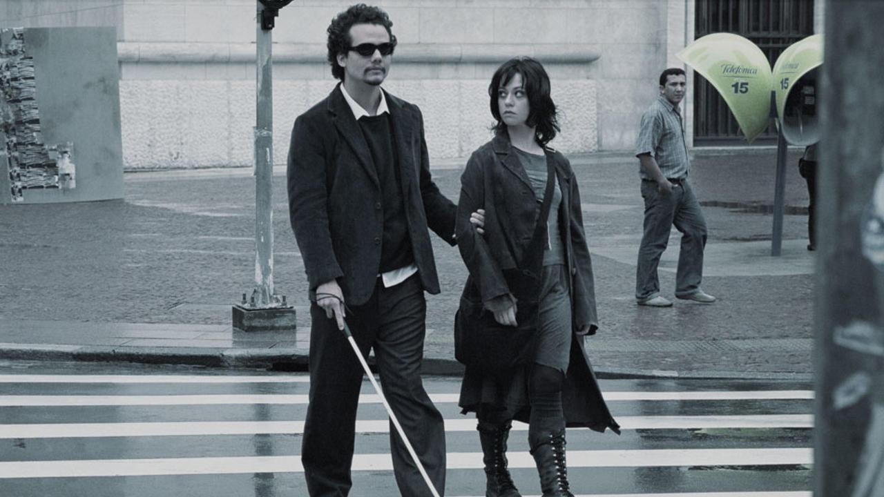 Nina 2004 movie scene