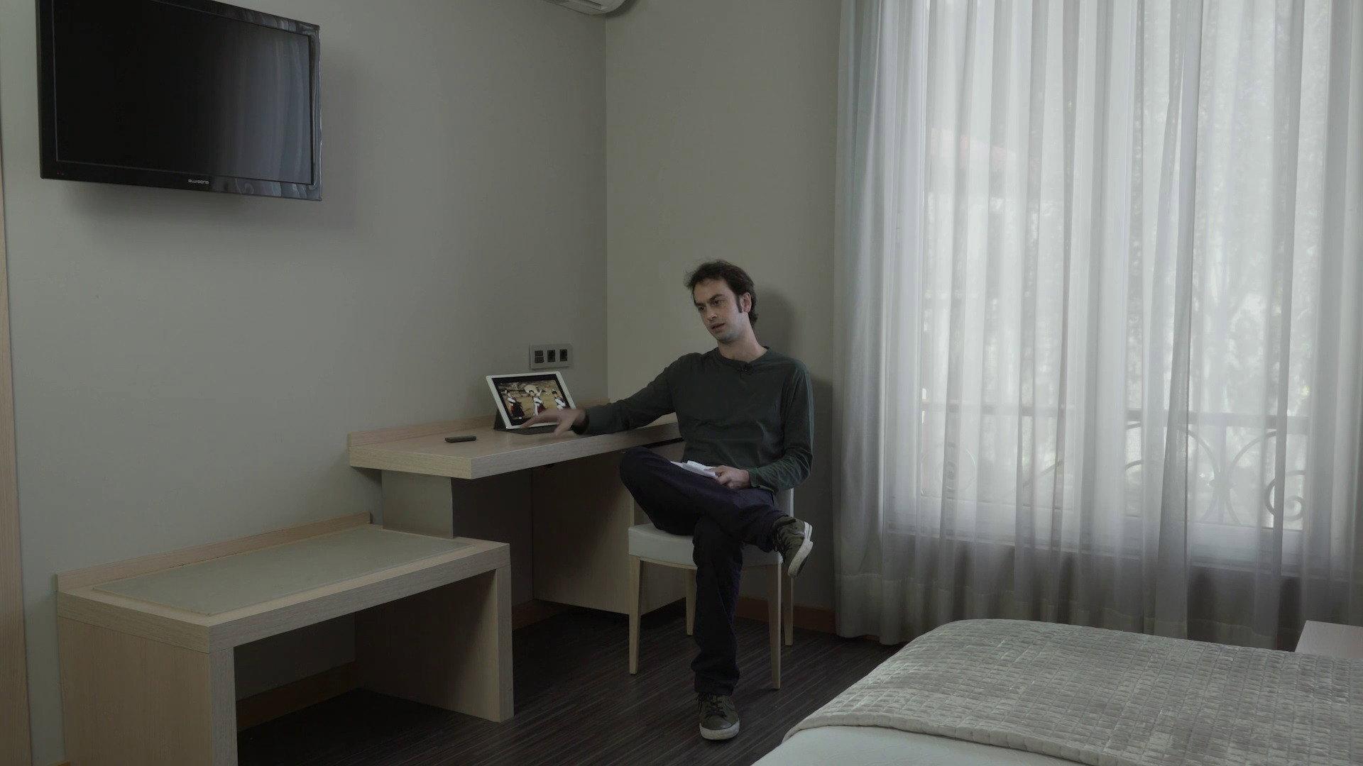 Hotel Asturies 2019 movie scene