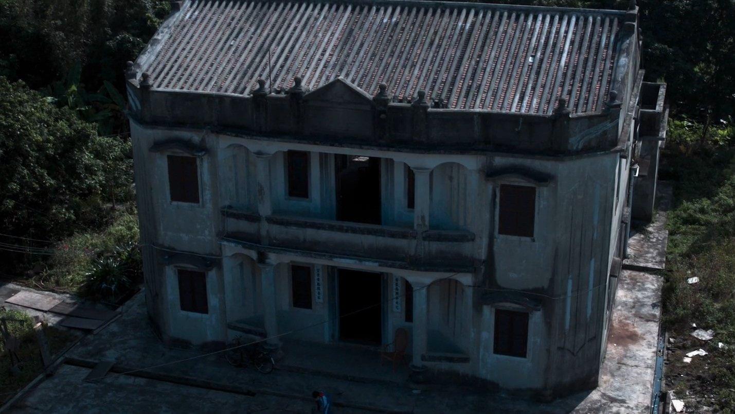 The Lingering 2018 movie scene