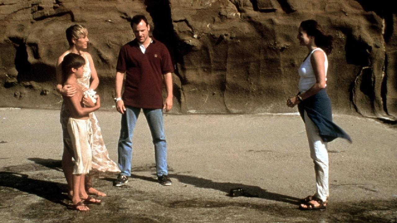 Lost in the Bermuda Triangle 1998 movie scene