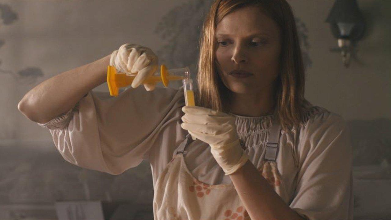 Siren 2013 movie scene