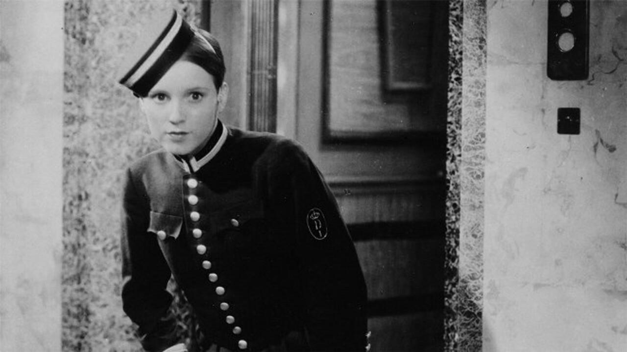 The Page from the Dalmasse Hotel 1933 movie scene