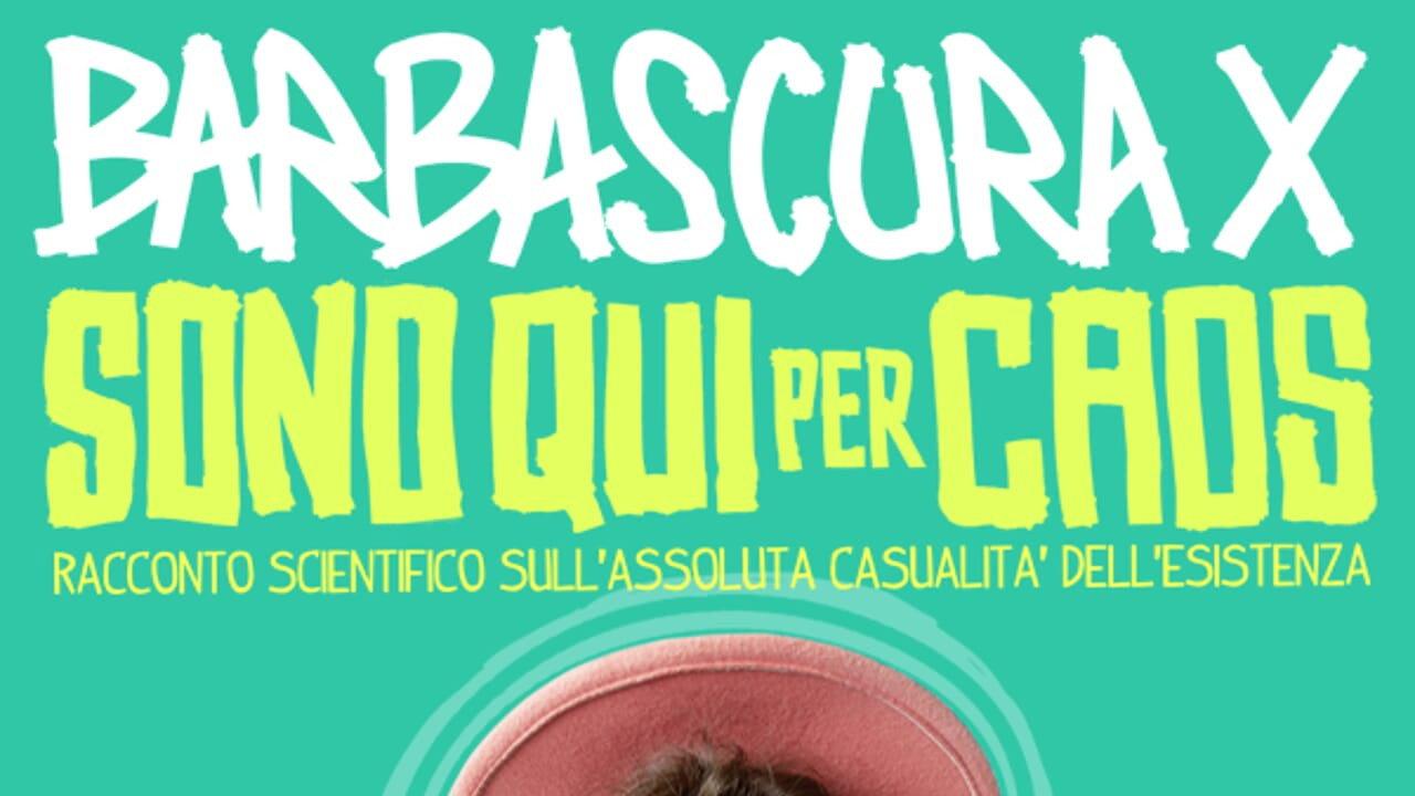 Sono qui per Caos 2026 movie scene