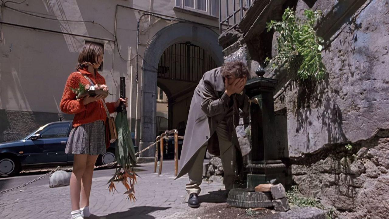 Domenica 2001 movie scene