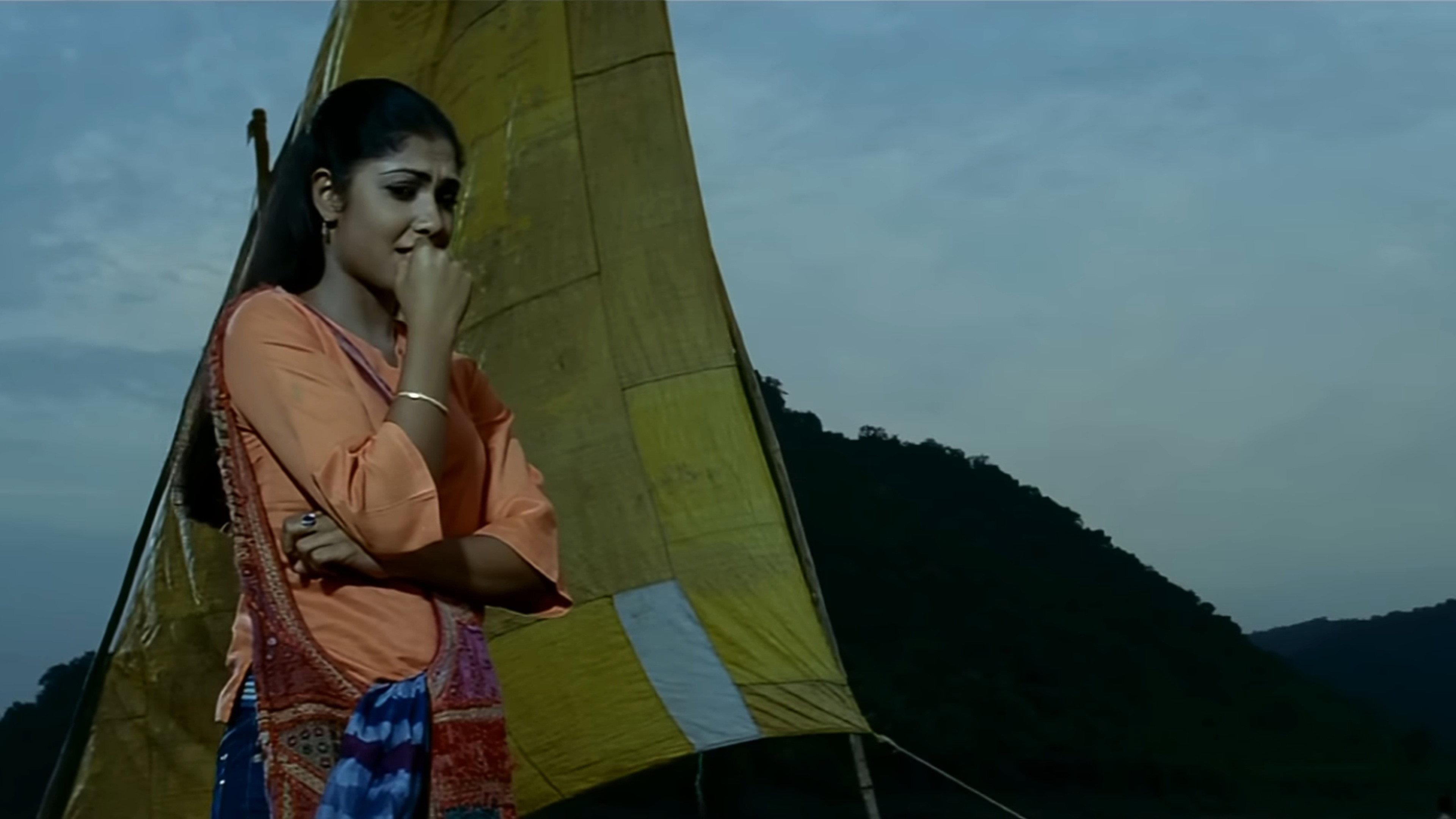 Godavari 2006 movie scene