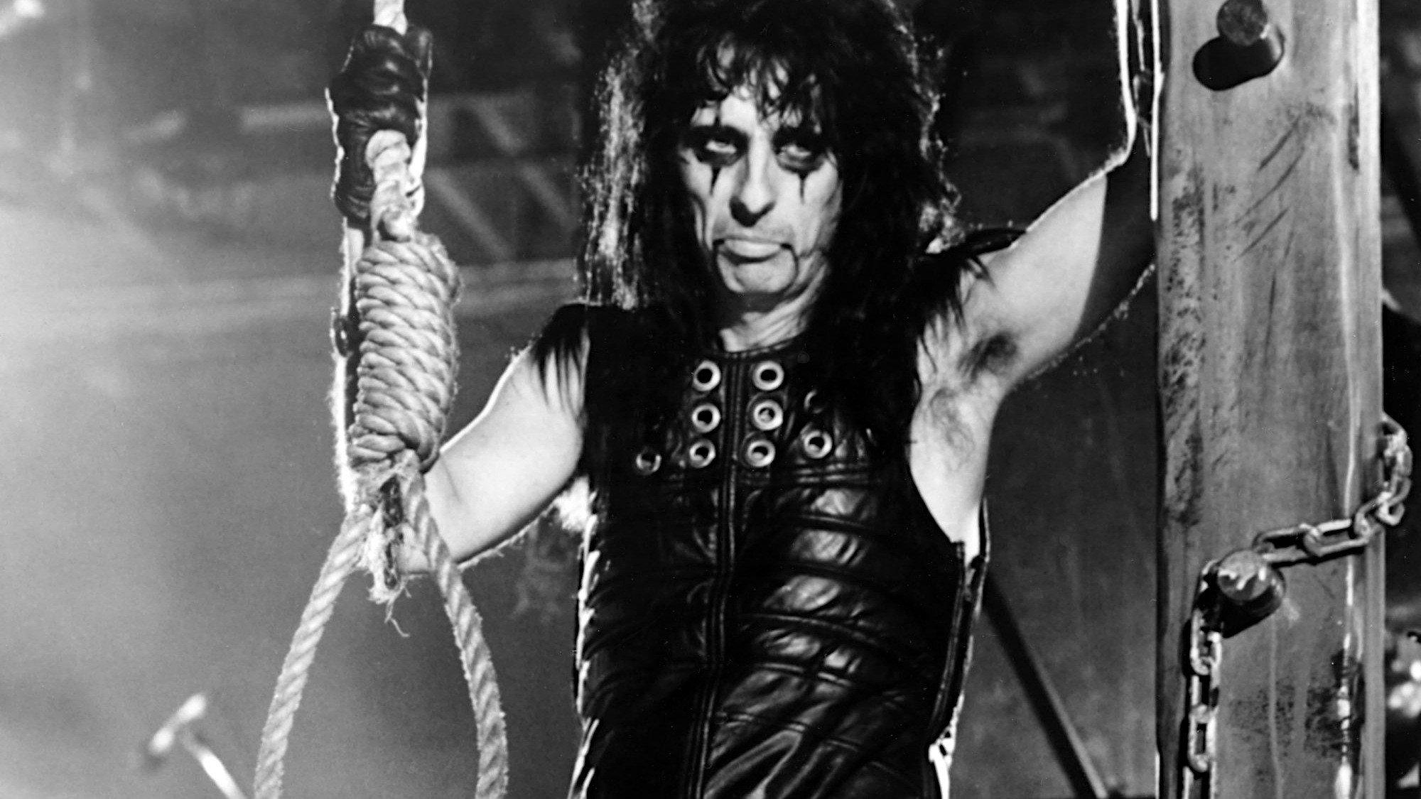 Alice Cooper: The Nightmare Returns 1987 movie scene