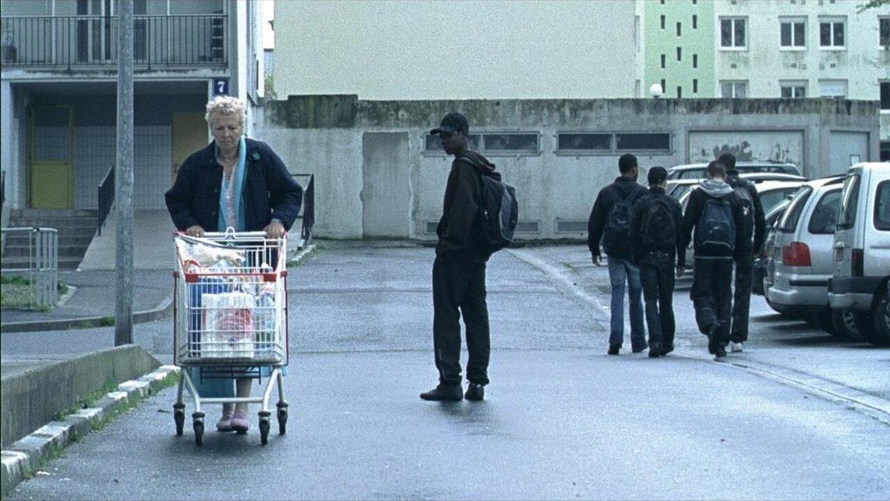 Dounouia, la vie 2010 movie scene