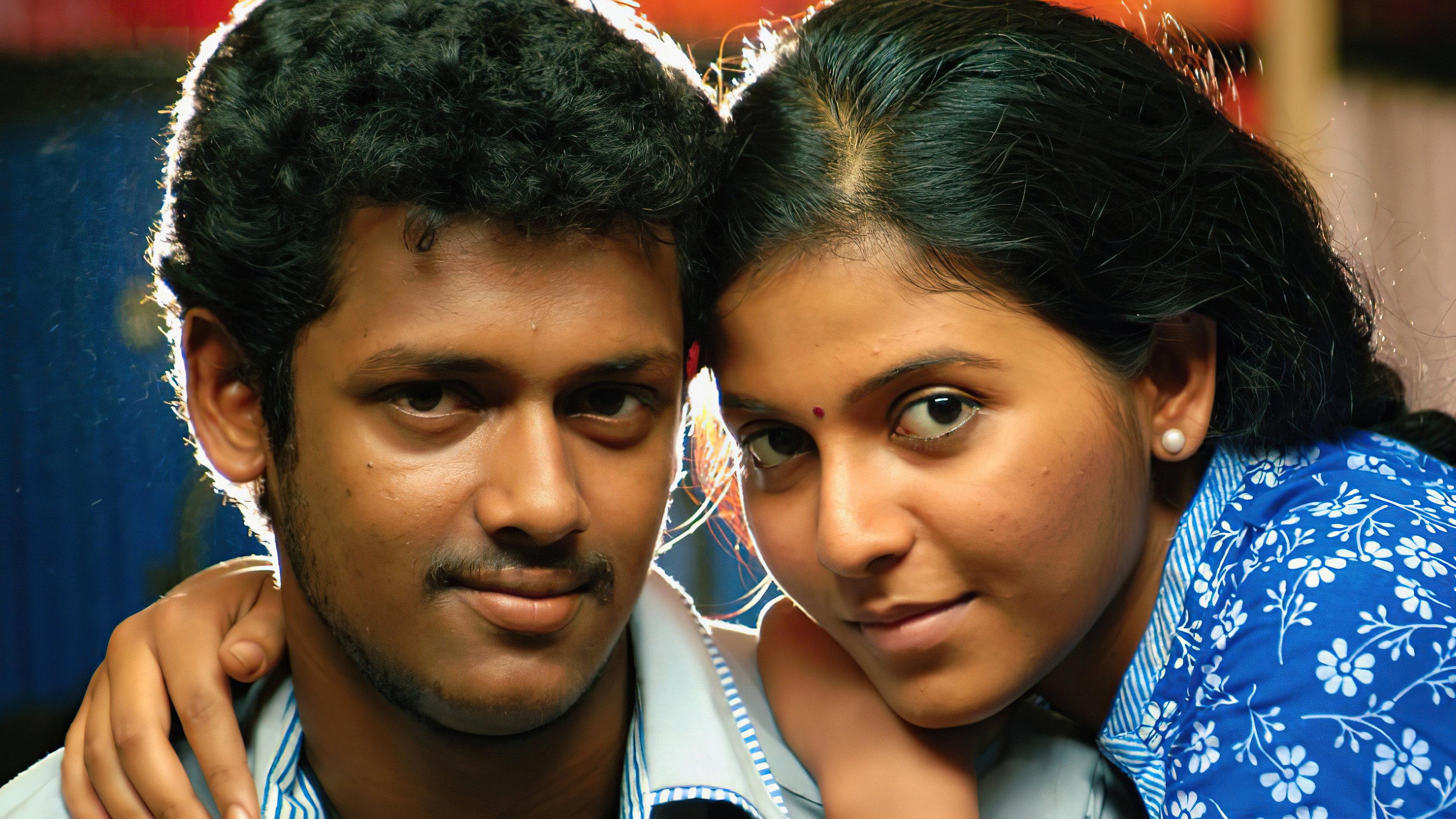 Angadi Theru 2010 movie scene