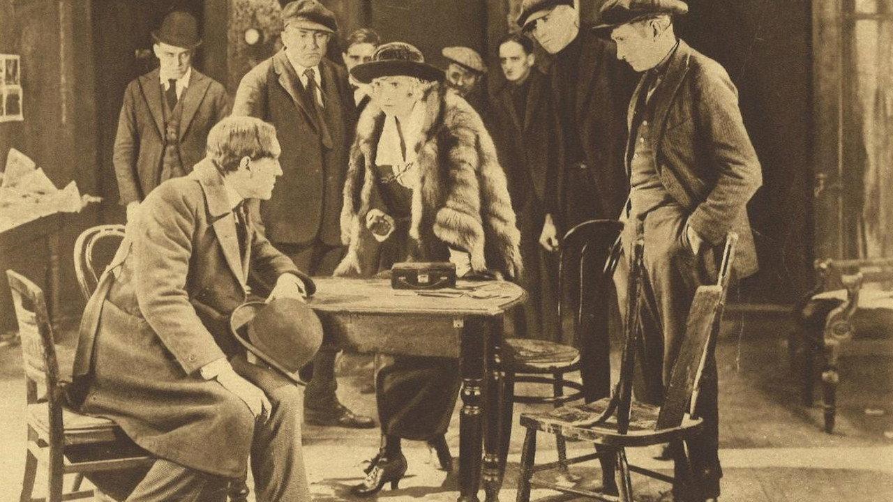 The White Moll 1920 movie scene