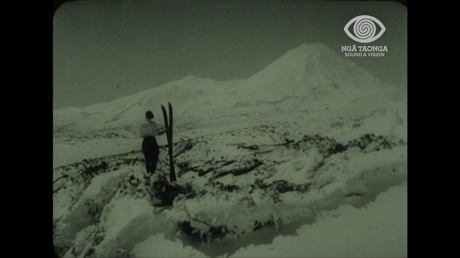 Snowdrift 1929 movie scene