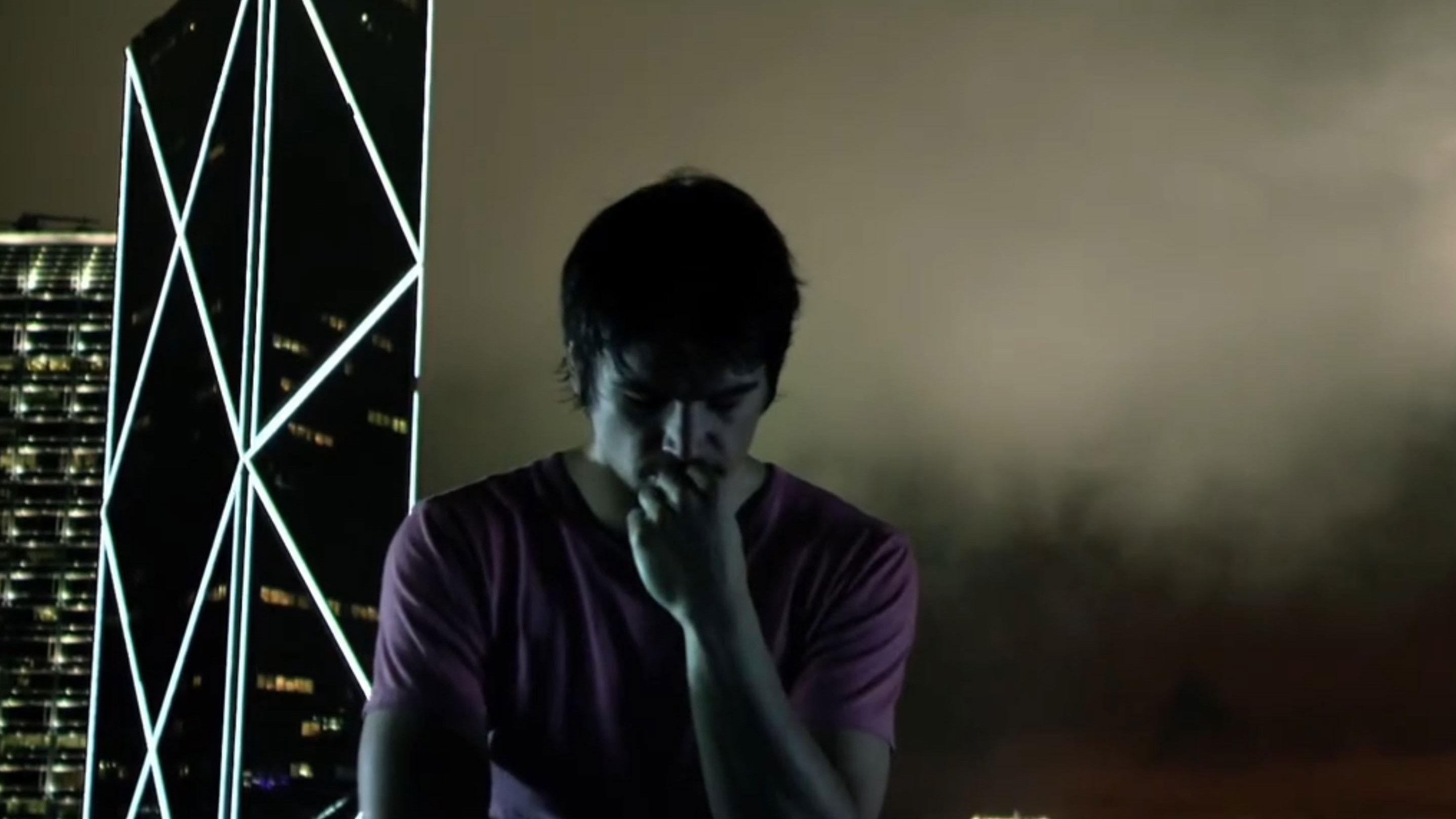 I Come with the Rain 2009 movie scene