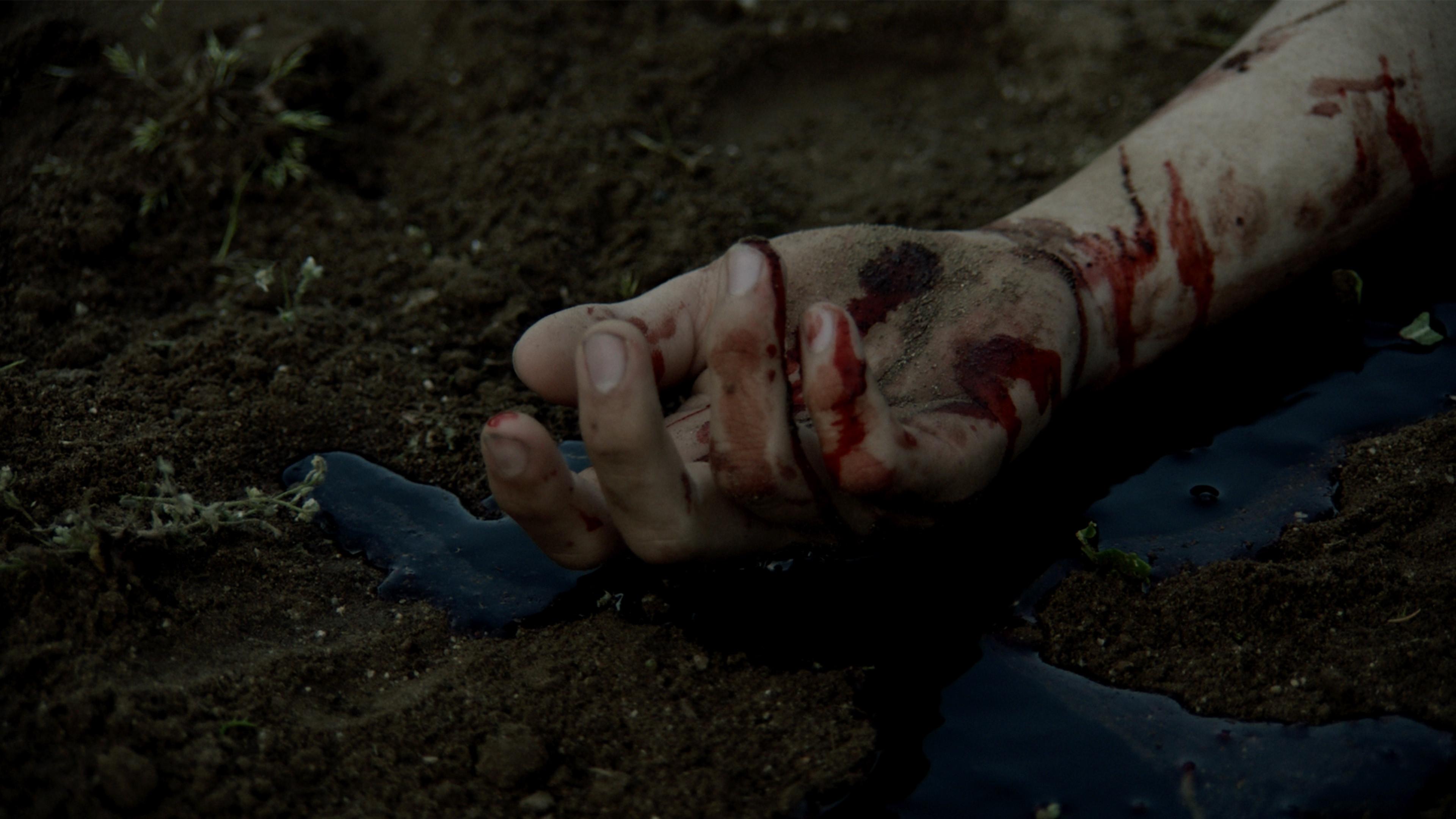 Descent 2023 movie scene