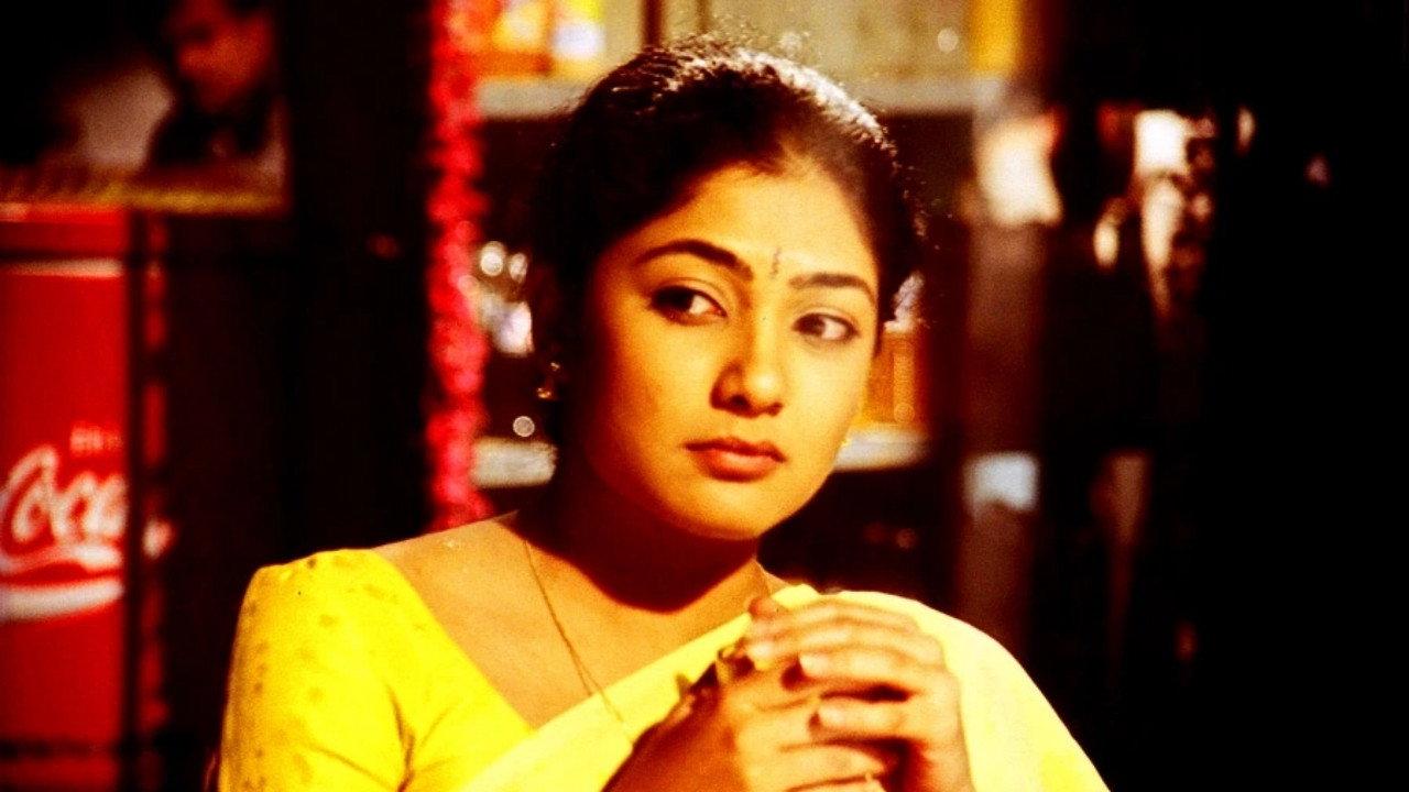 Anand 2004 movie scene