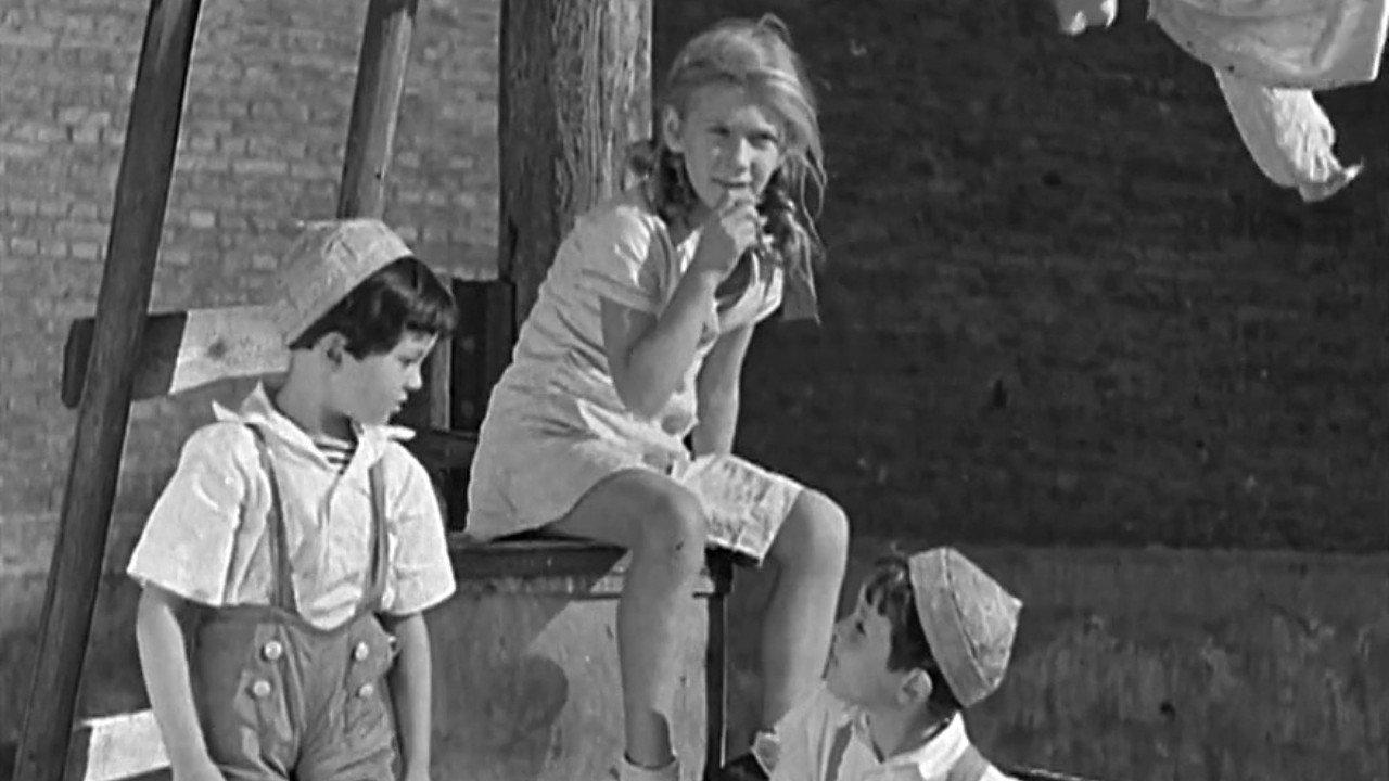 The Old Courtyard 1941 movie scene