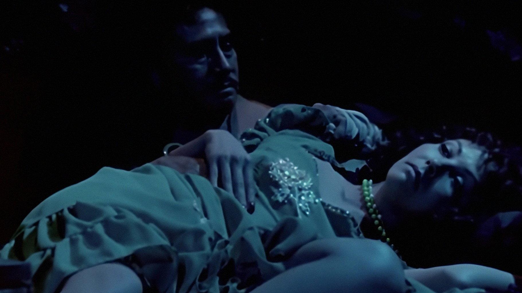 The Realm of Fortune 1986 movie scene