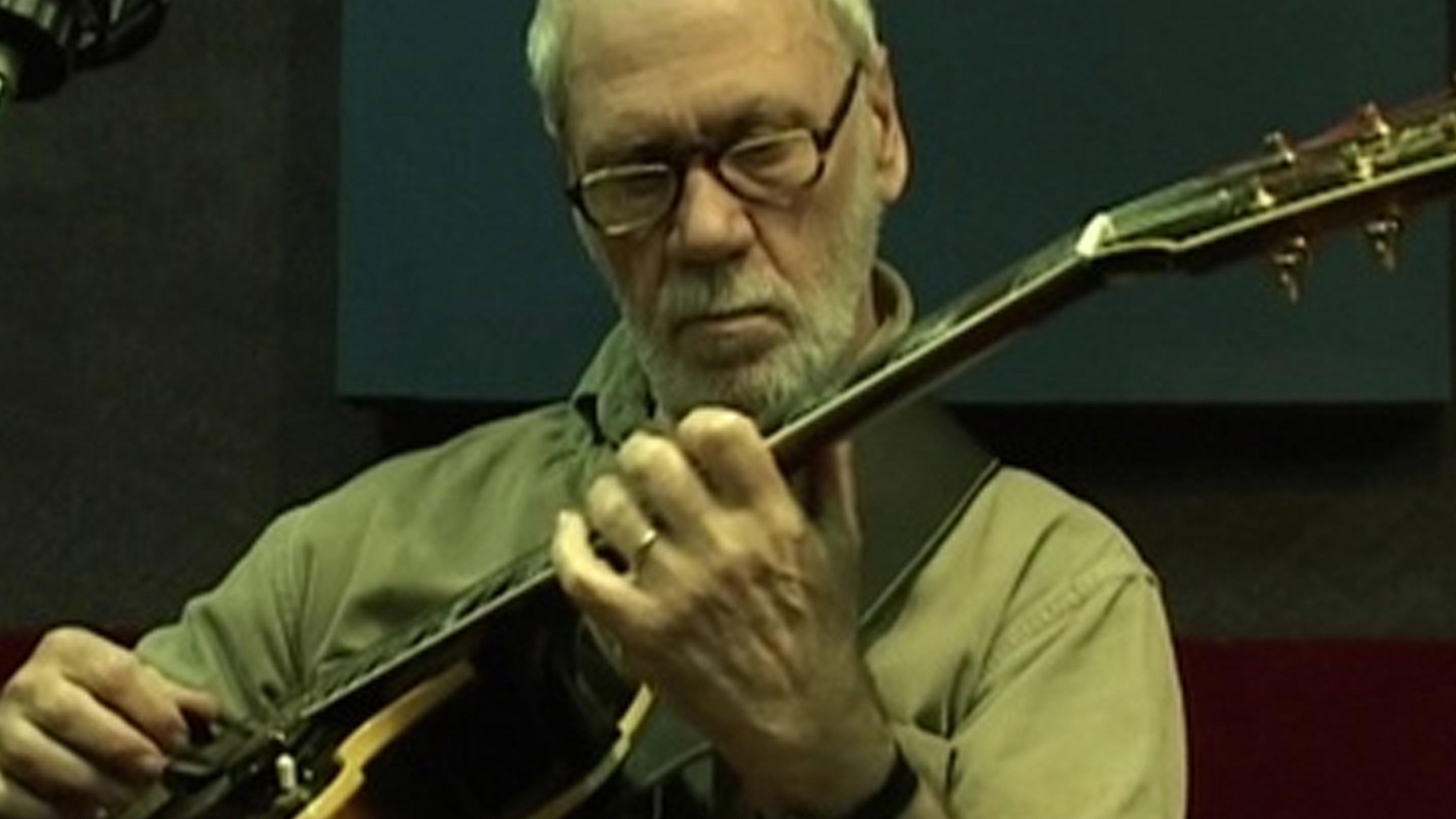 Solo de guitarra 2004 movie scene