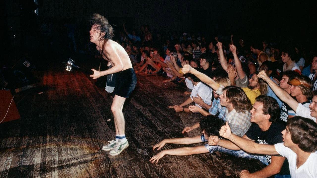 Sweat It Out! 2025 movie scene
