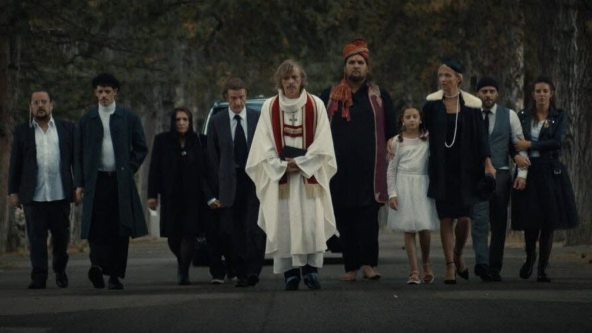 Madame Hilton 2021 movie scene