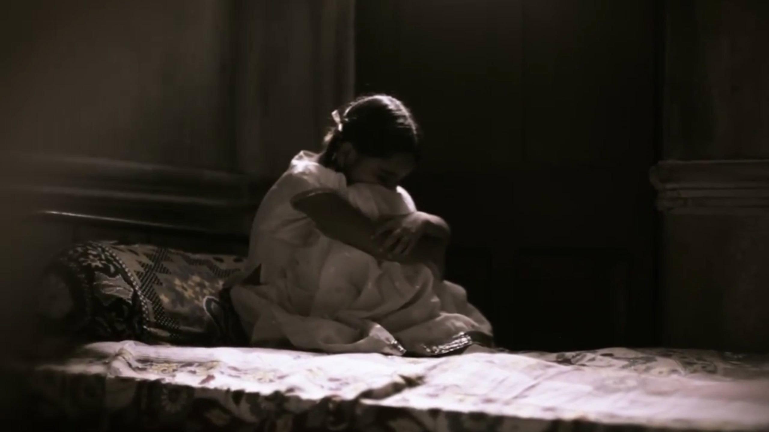 Meena 2014 movie scene