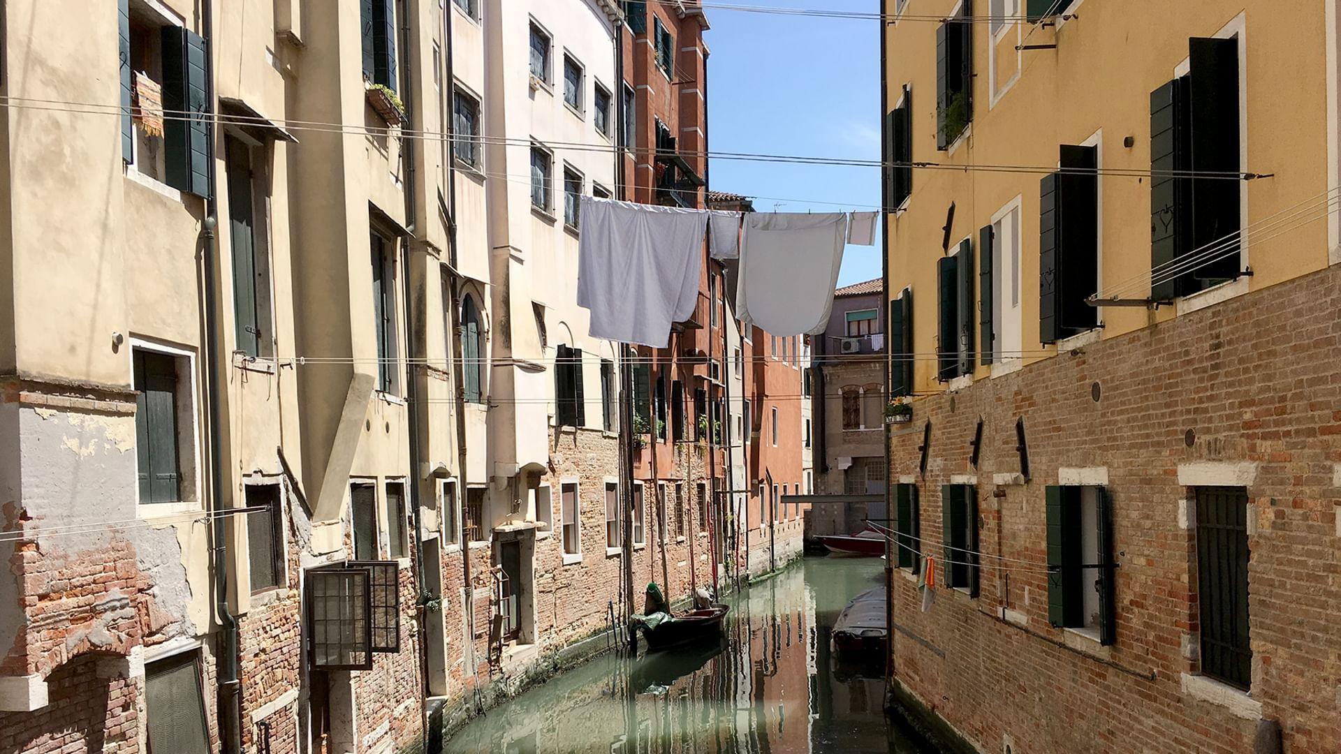 Venedig und das Ghetto 2017 movie scene