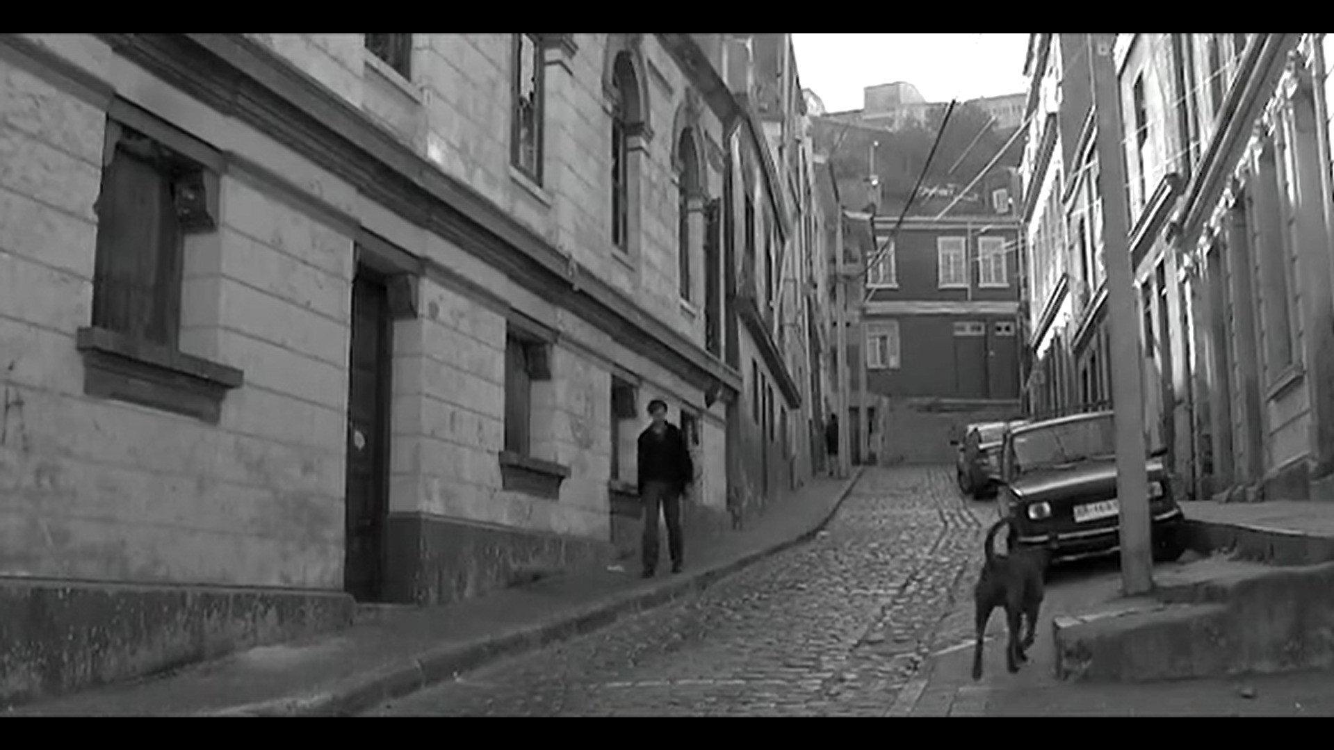 Debut 2009 movie scene