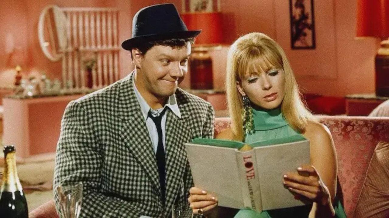 Relax Freddy 1966 movie scene