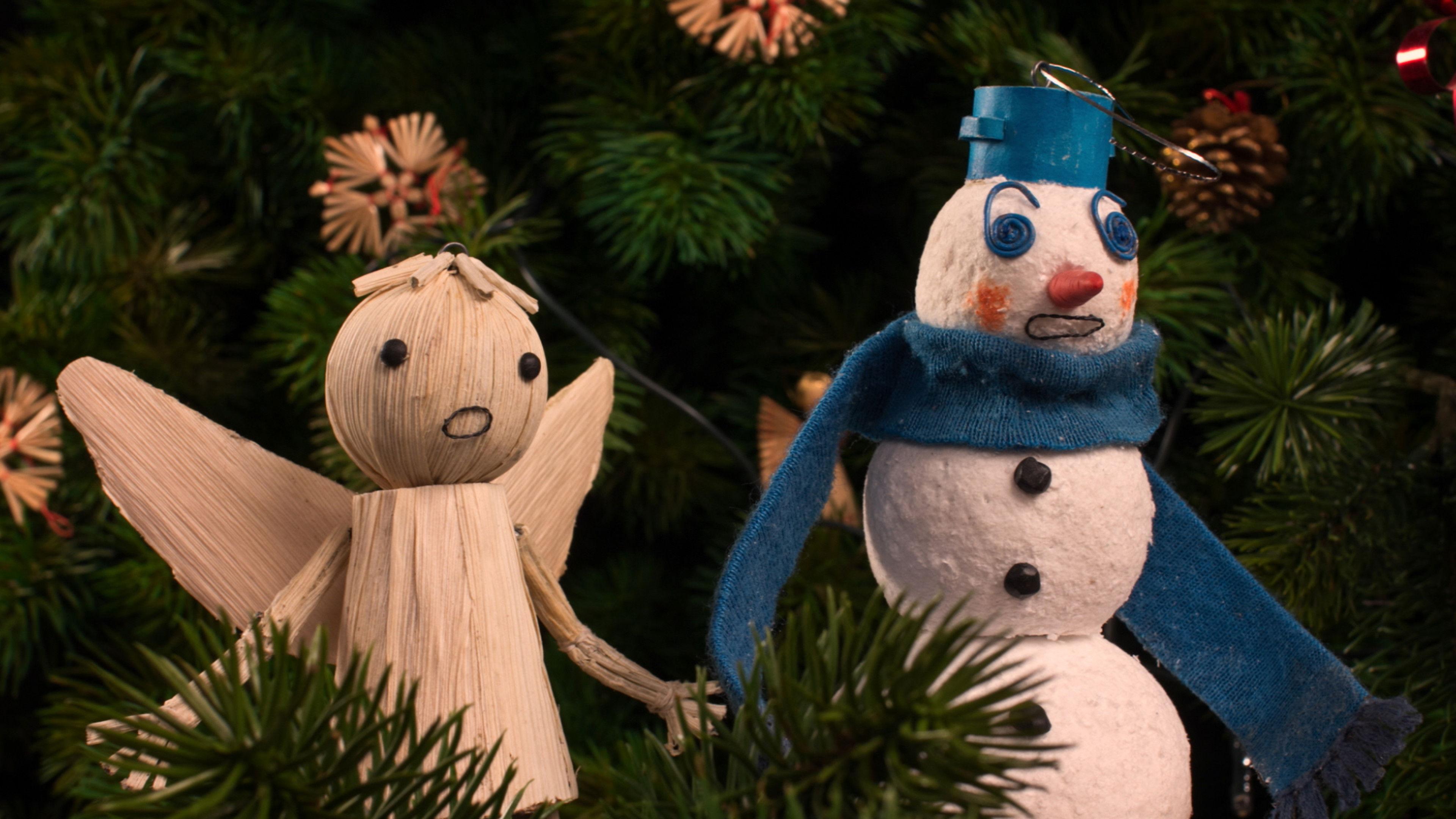 Charlie the Snowman's Christmas Wedding 2017 movie scene