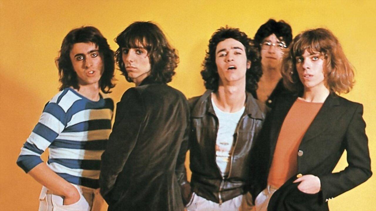 Tequila. Sex, Drugs and Rock and Roll 2022 movie scene