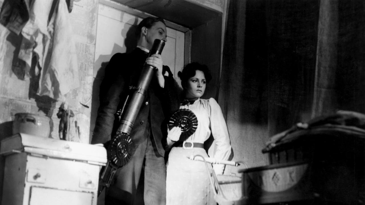 The Stolen Death 1938 movie scene