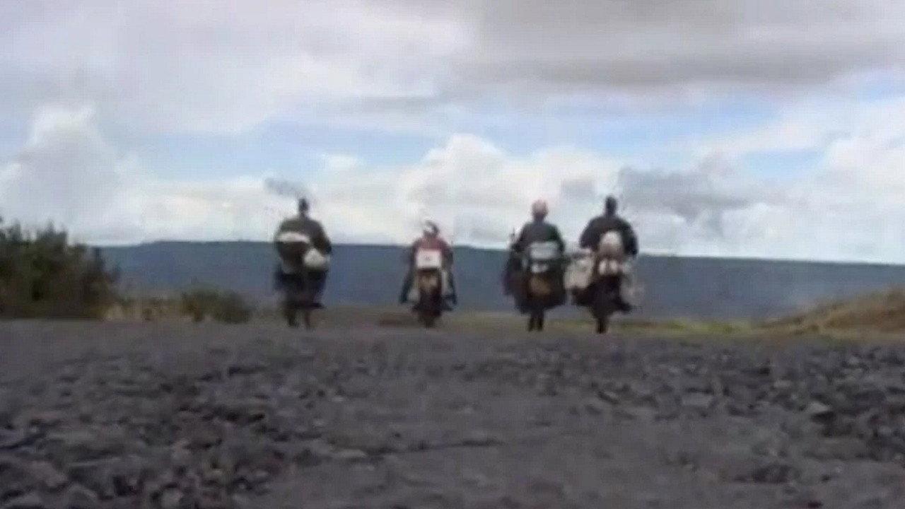 Mondo Enduro 2003 movie scene