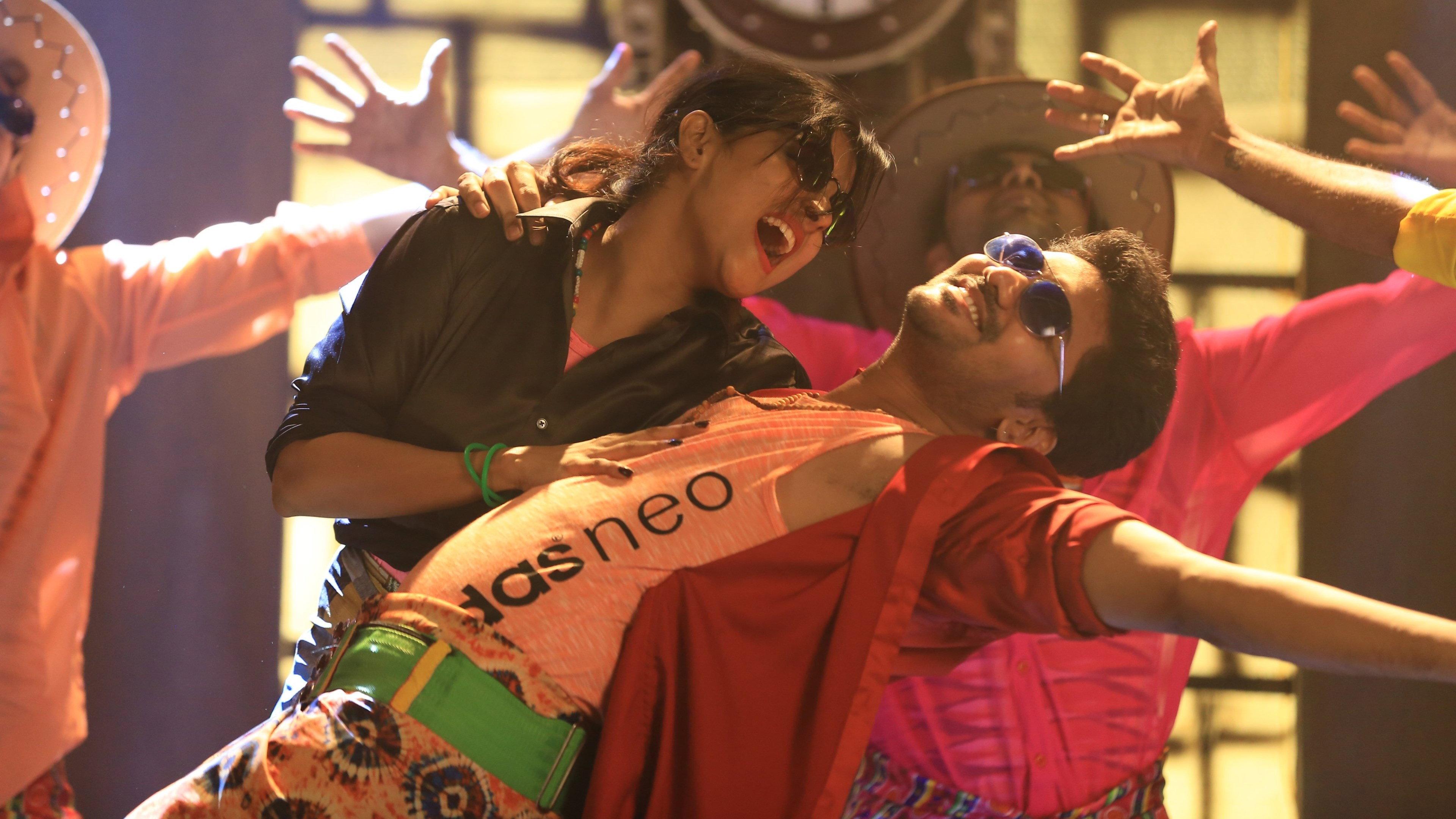 Natpuna Ennanu Theriyuma 2019 movie scene