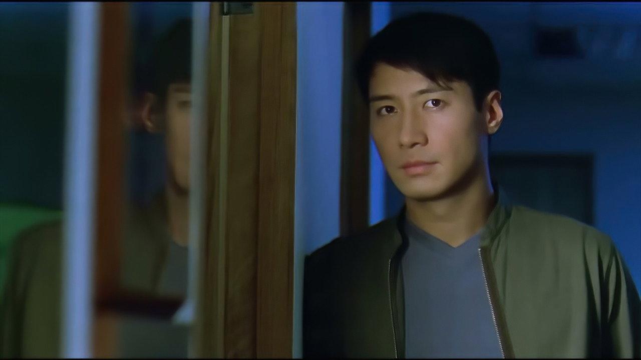 Skyline Cruisers 2000 movie scene