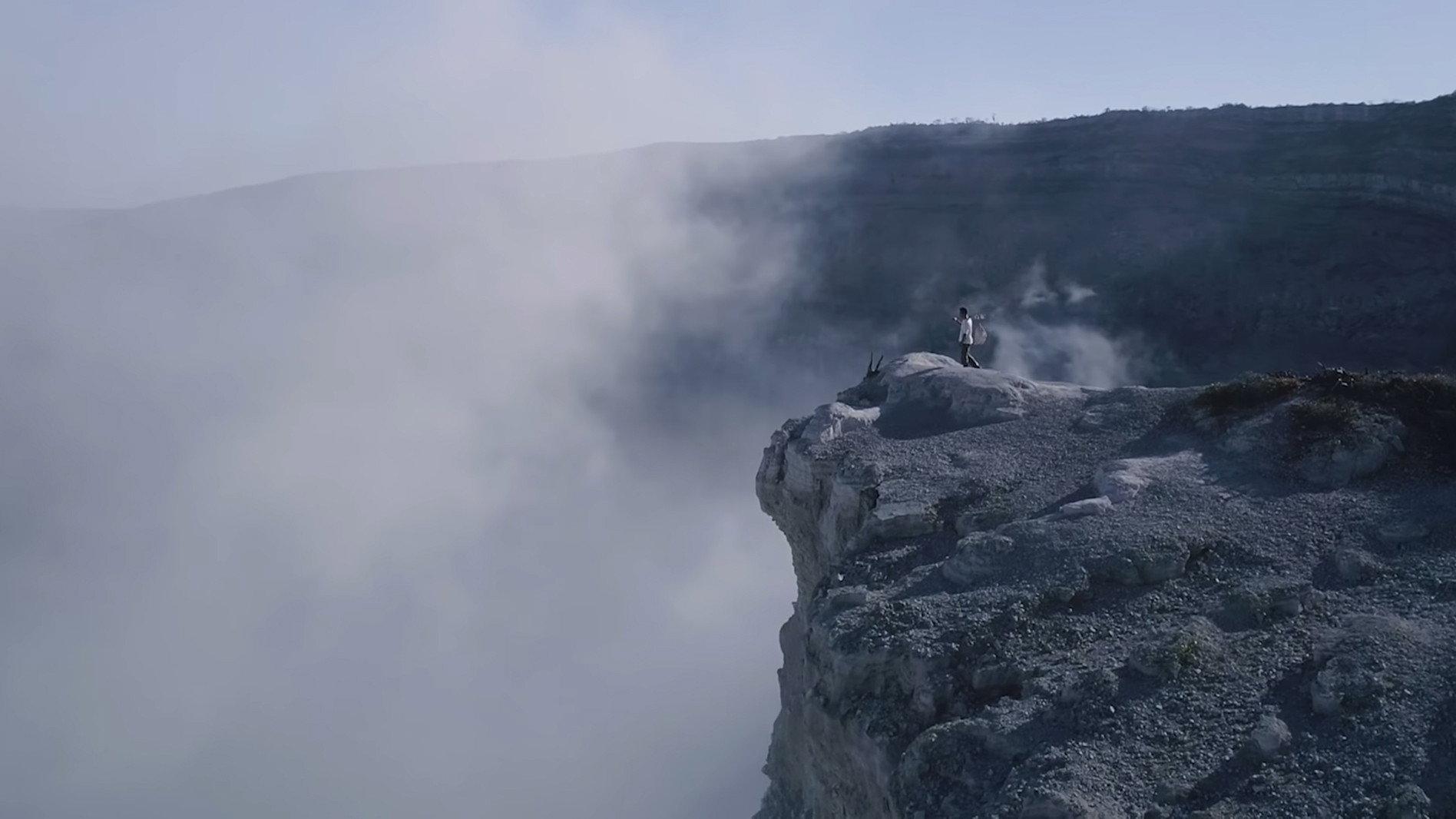 Terraform 2017 movie scene