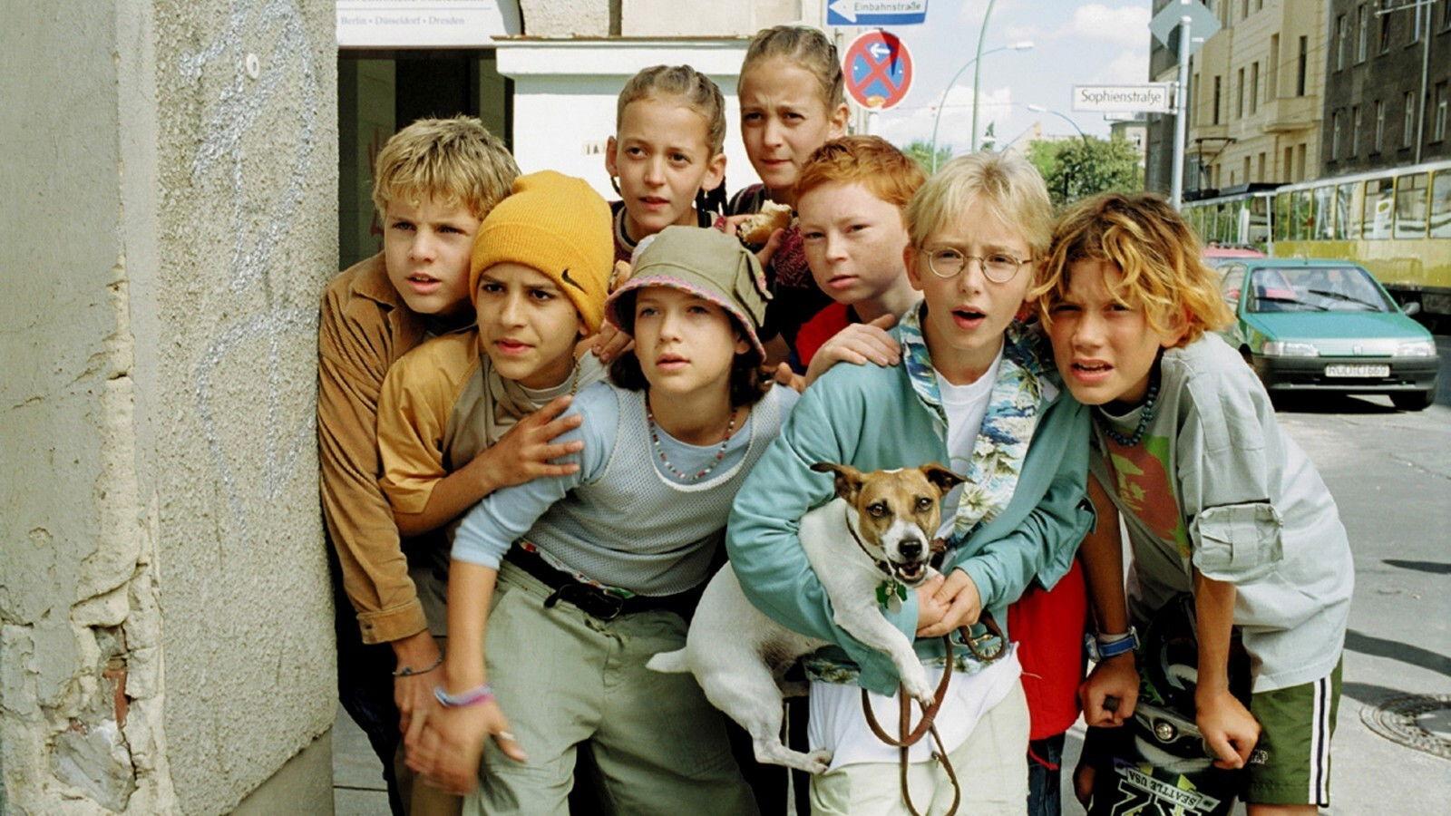 Emil and the Detectives 2001 movie scene
