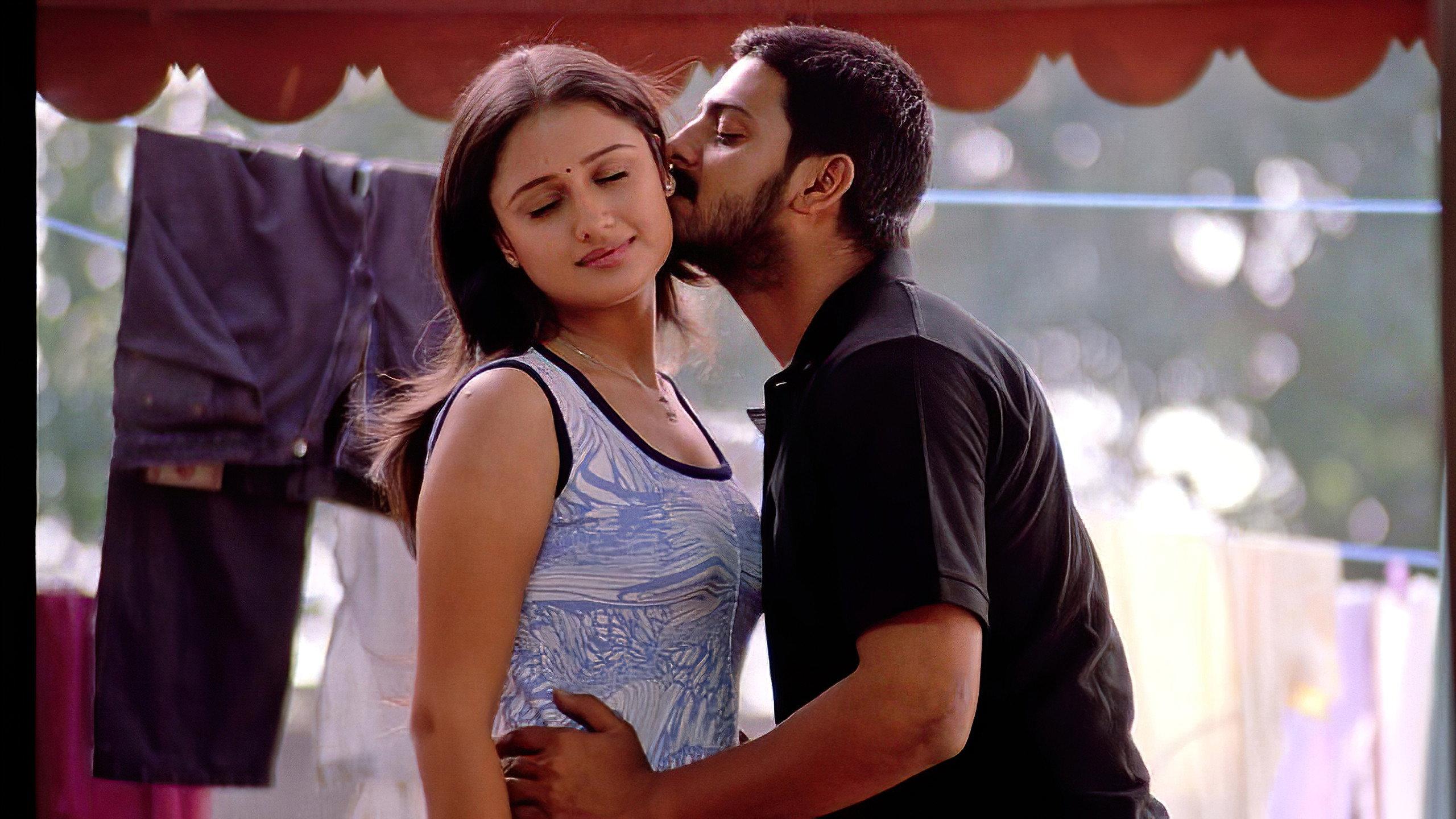 Sadhurangam 2011 movie scene