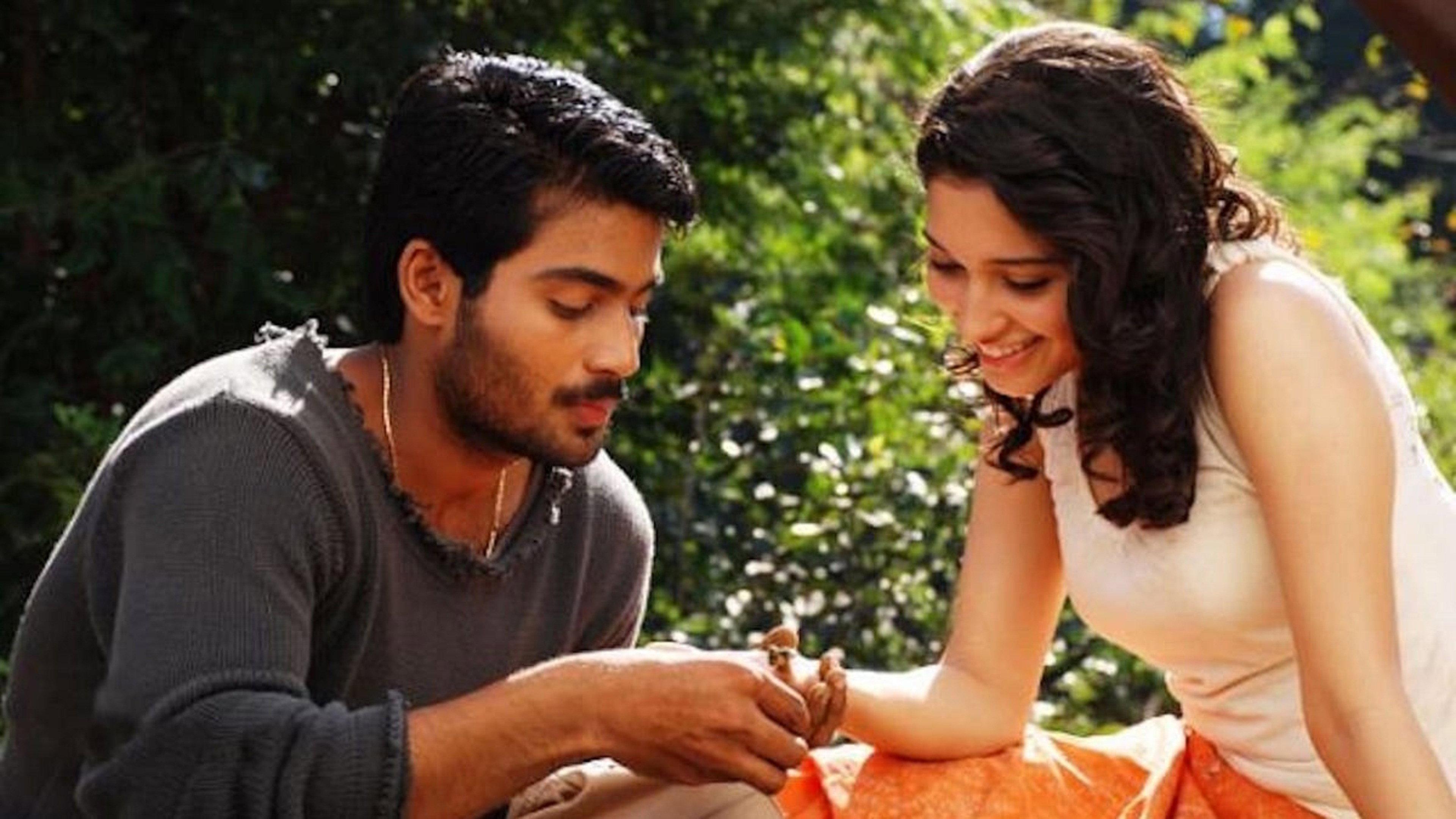 Ananda Thandavam 2009 movie scene