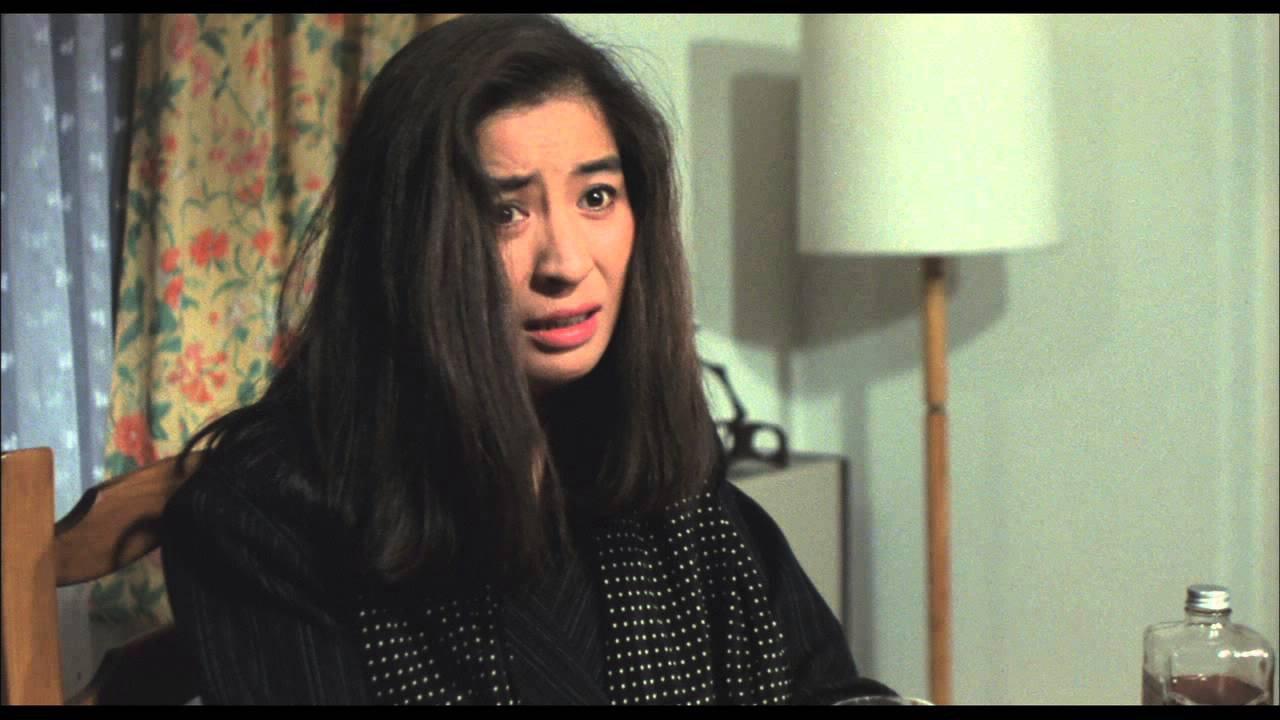 Women Who Do Not Divorce 1986 movie scene