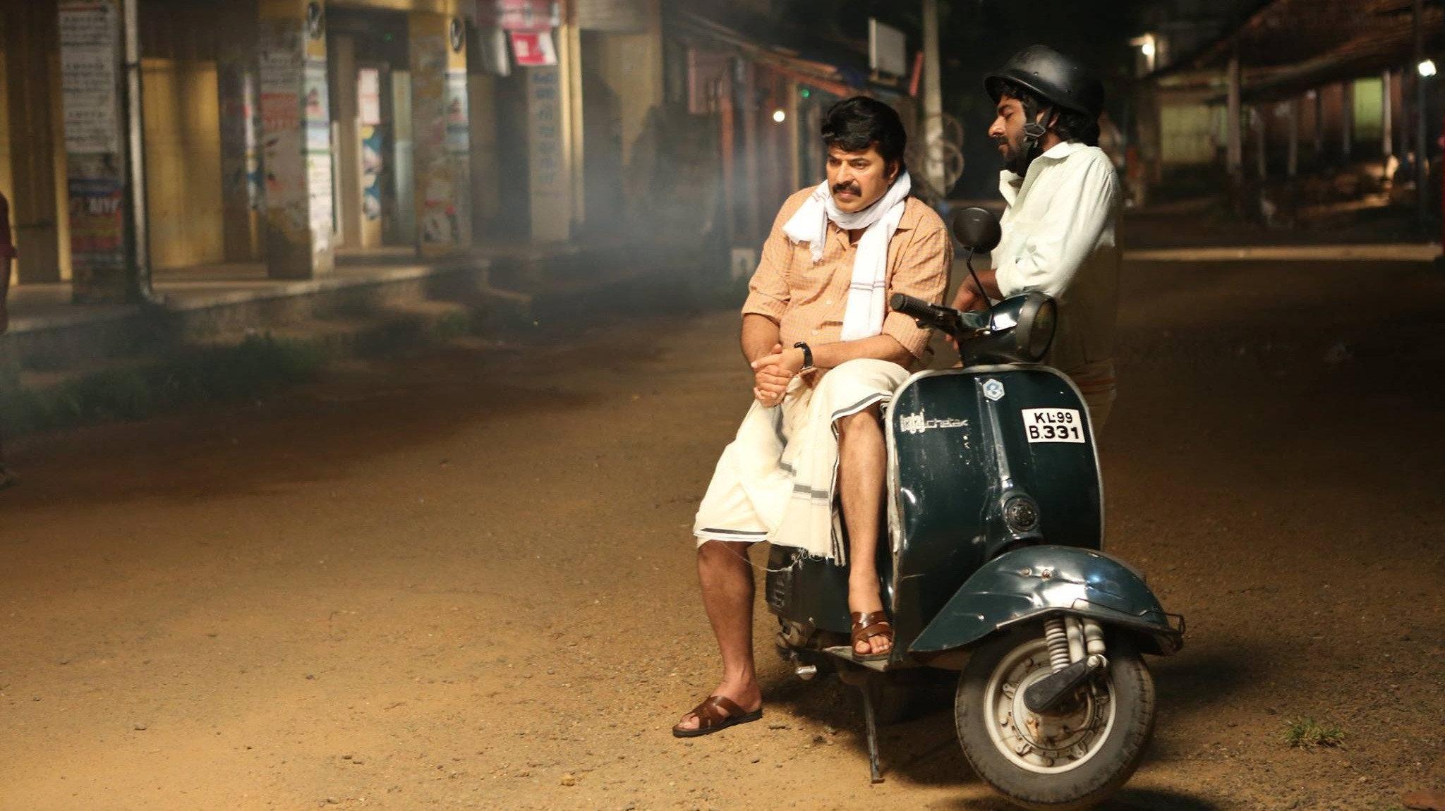 Utopiayile Rajavu 2015 movie scene