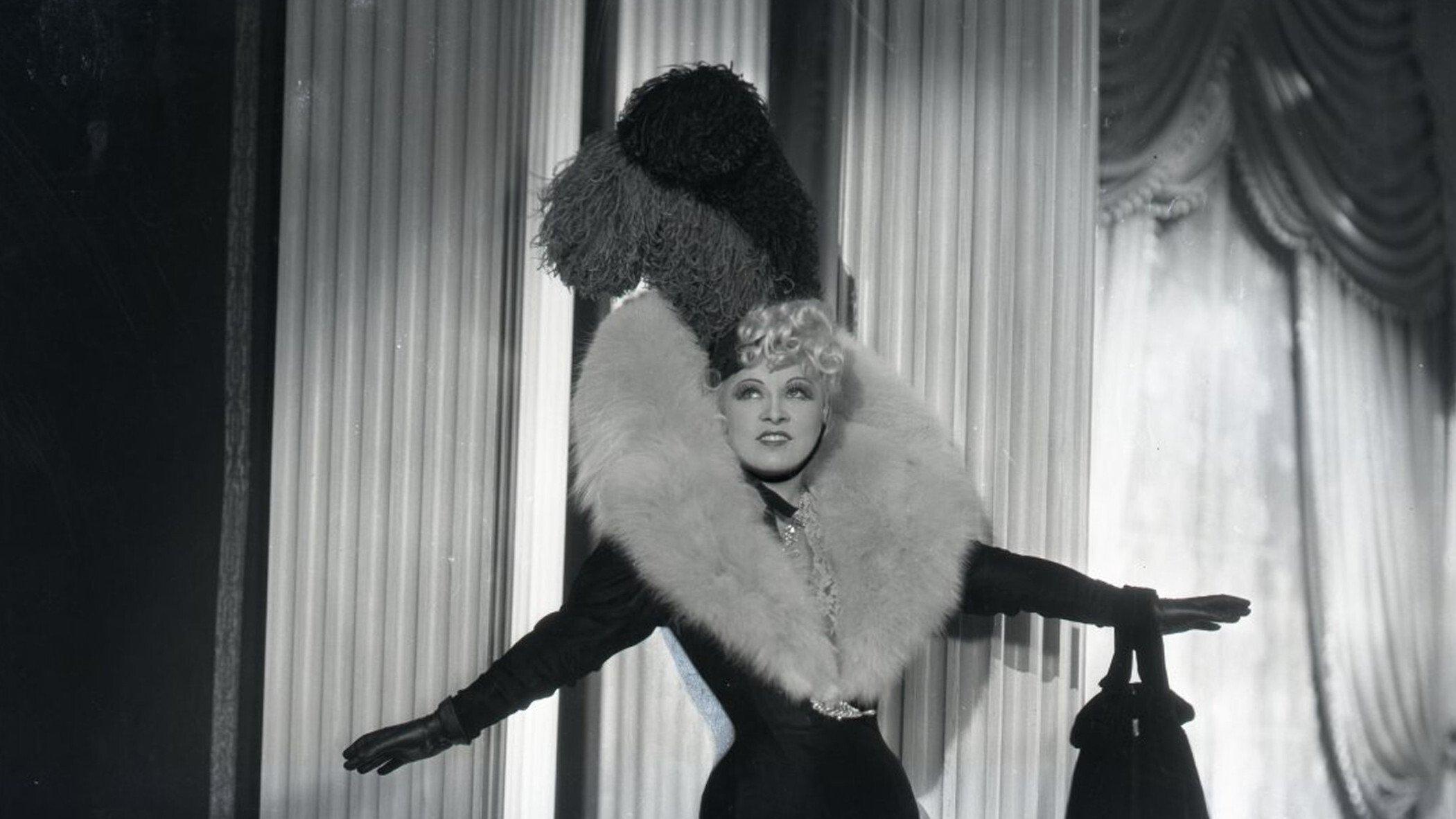 Every Day's a Holiday 1937 movie scene