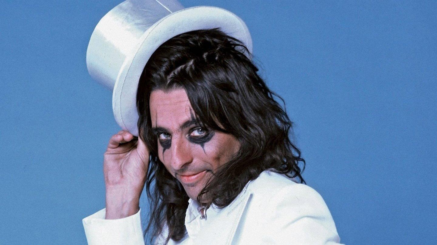 Good to See You Again, Alice Cooper 1974 movie scene
