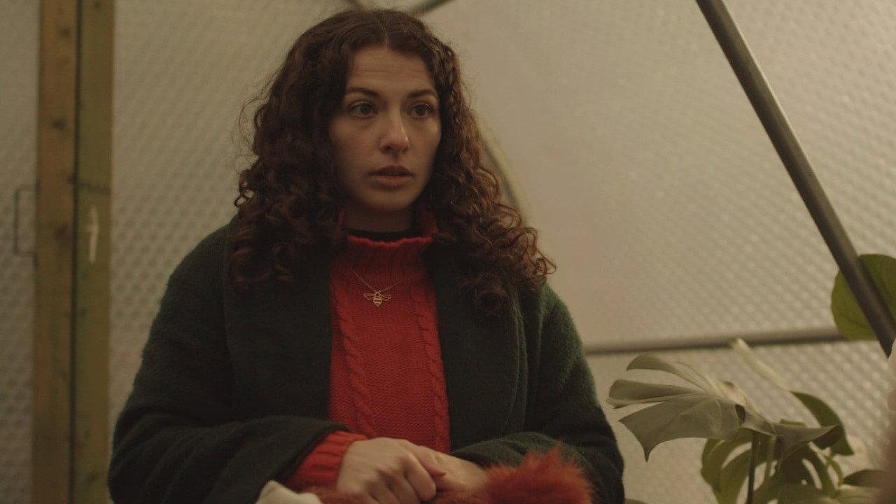 Singulars 2022 movie scene